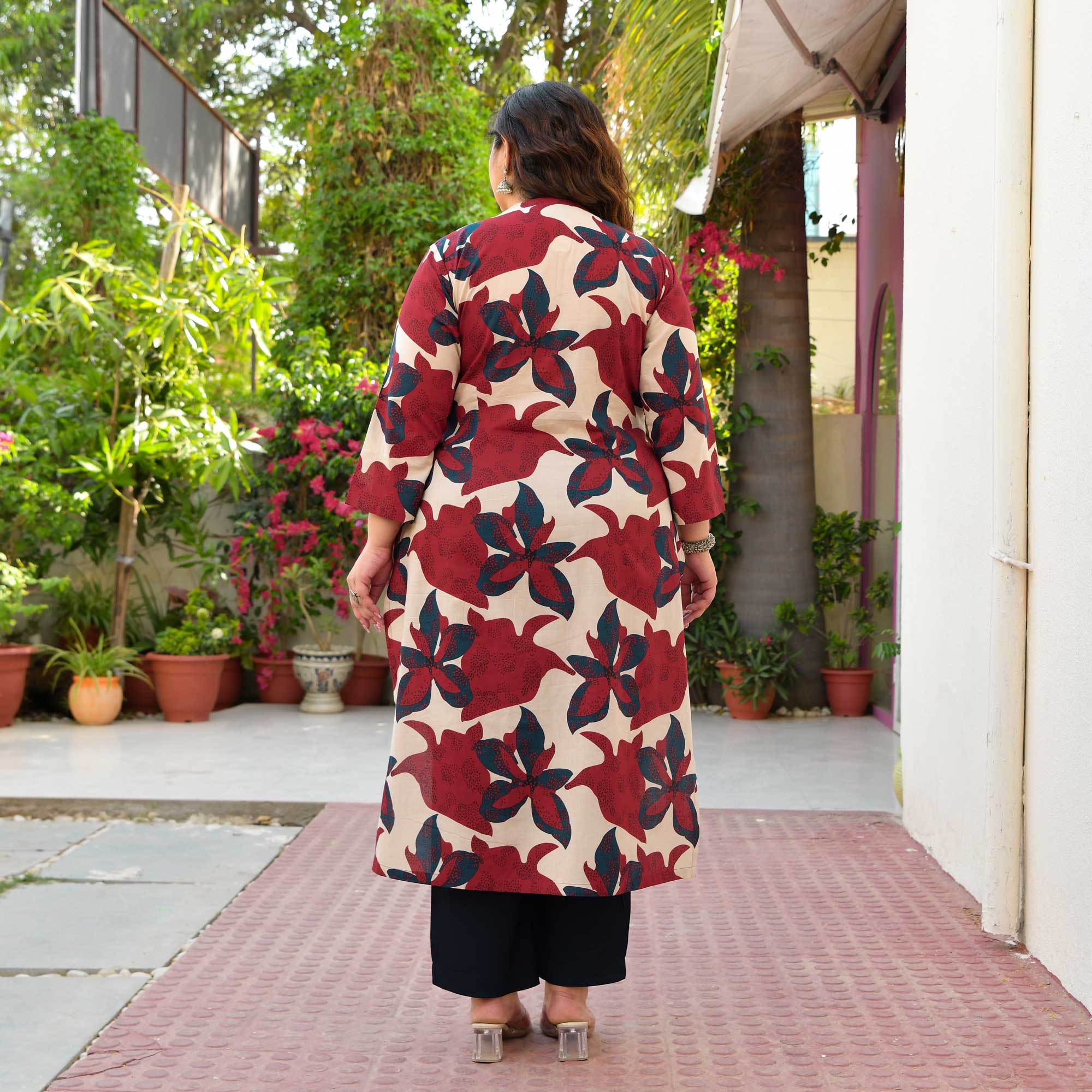 Hues of Heart- Blue & Maroon Floral Printed Pure Cotton Kurta