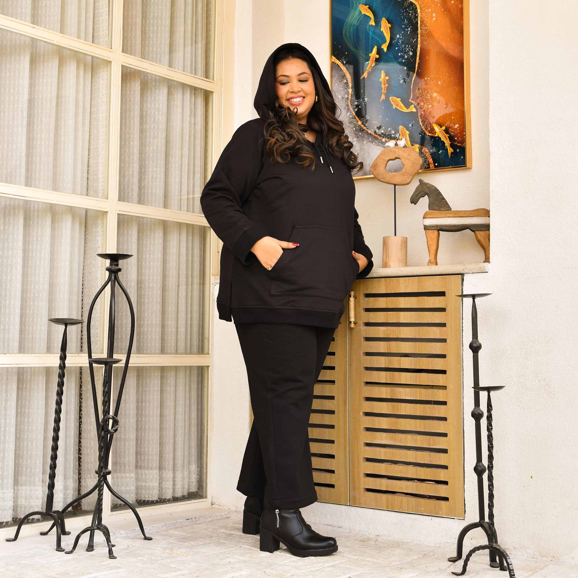 Black Woollen Fleece Pullover Hoodie With Side Slits