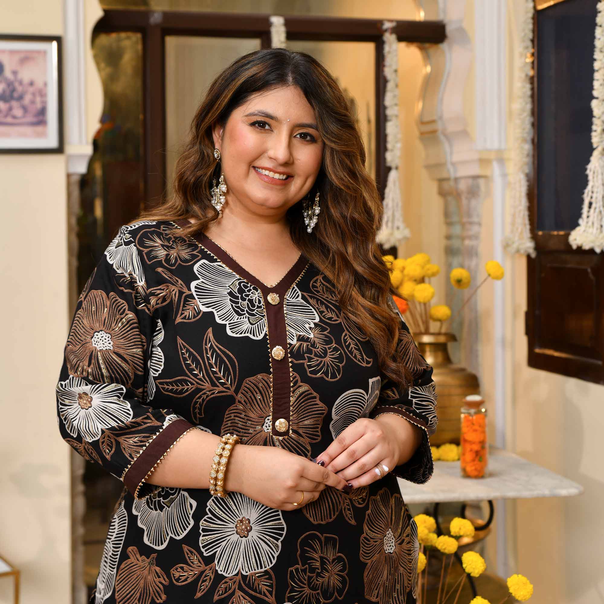 Elaichi- Black & Gold Floral Print Rayon Kurta