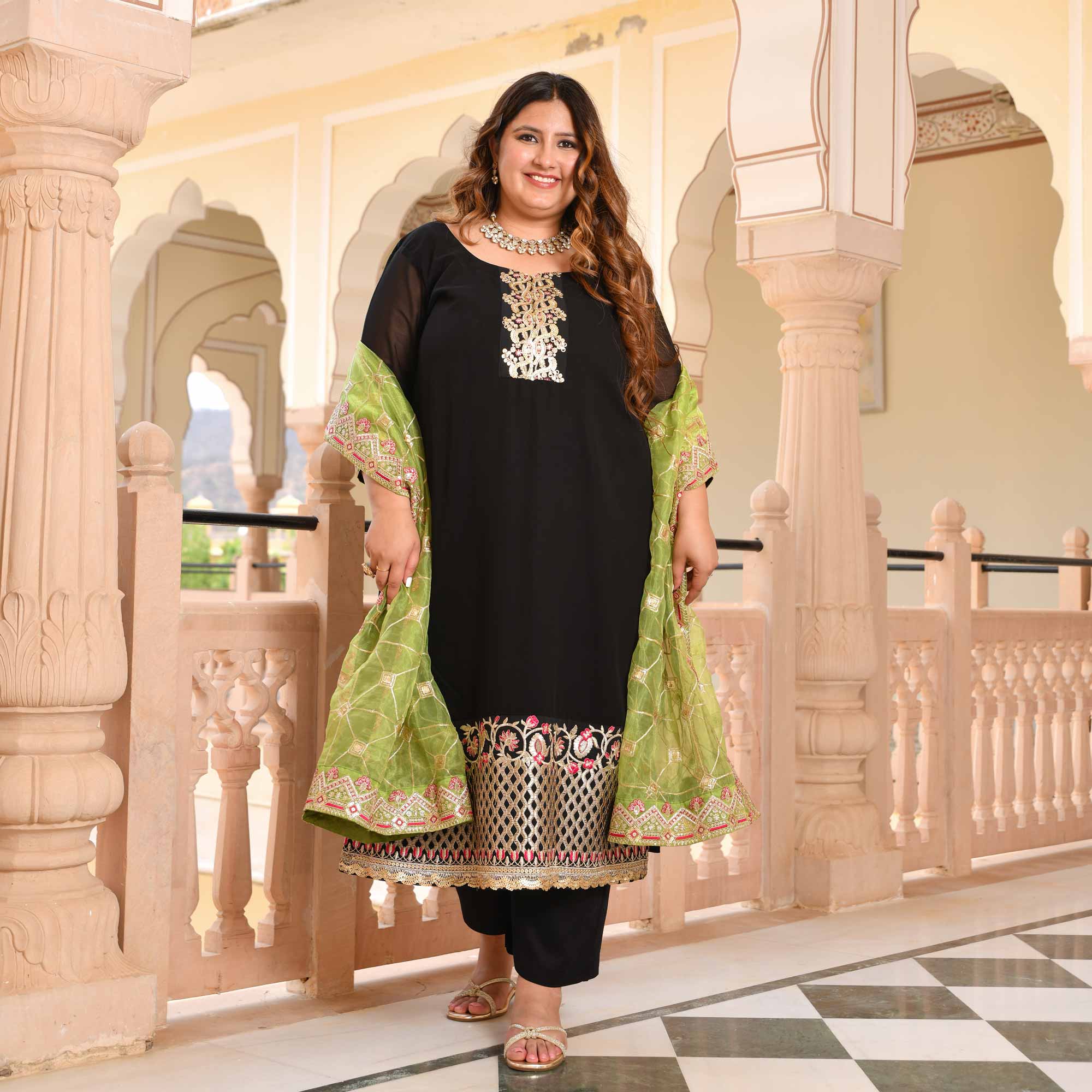 Moss & Midnight Black Georgette Suit Set