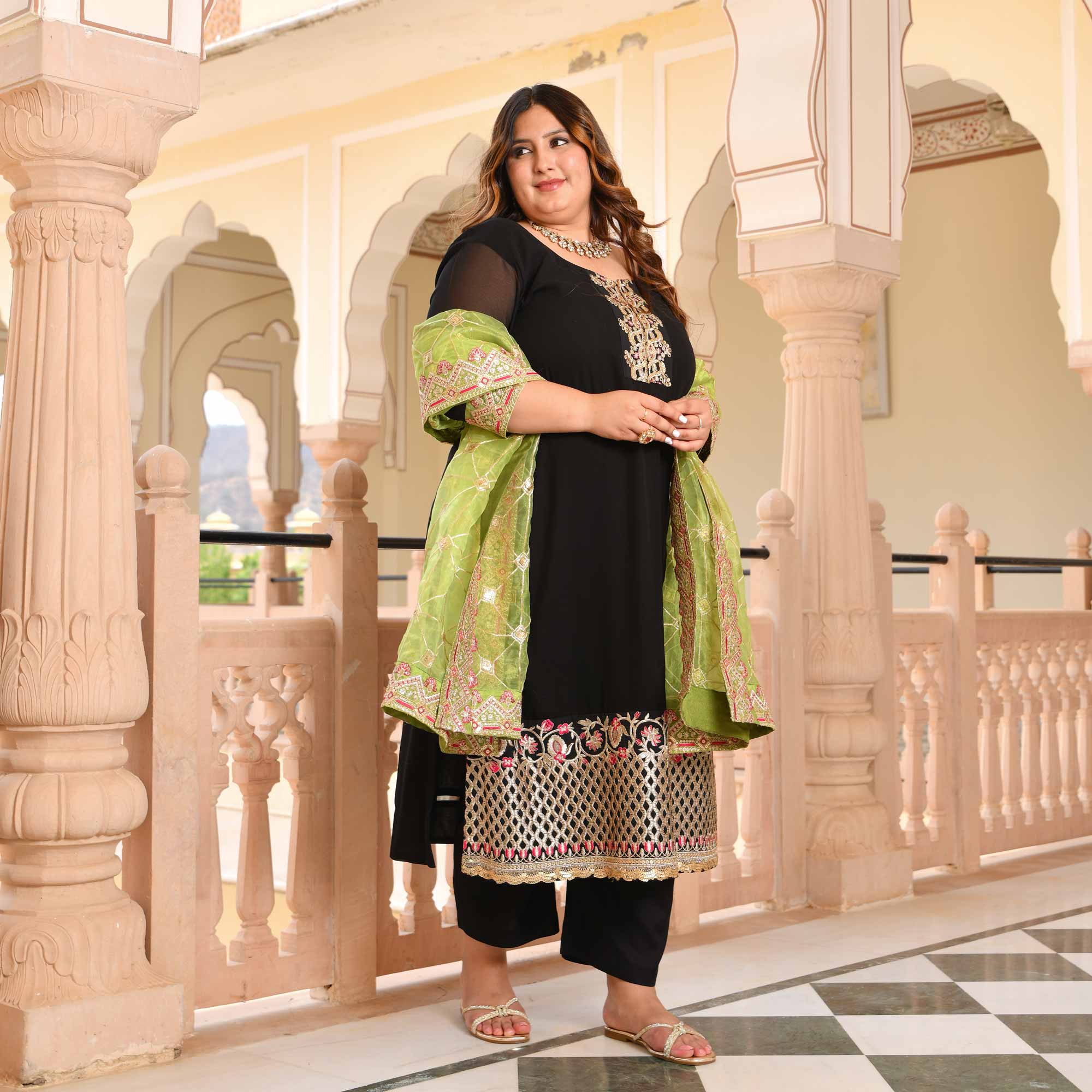 Moss & Midnight Black Georgette Suit Set