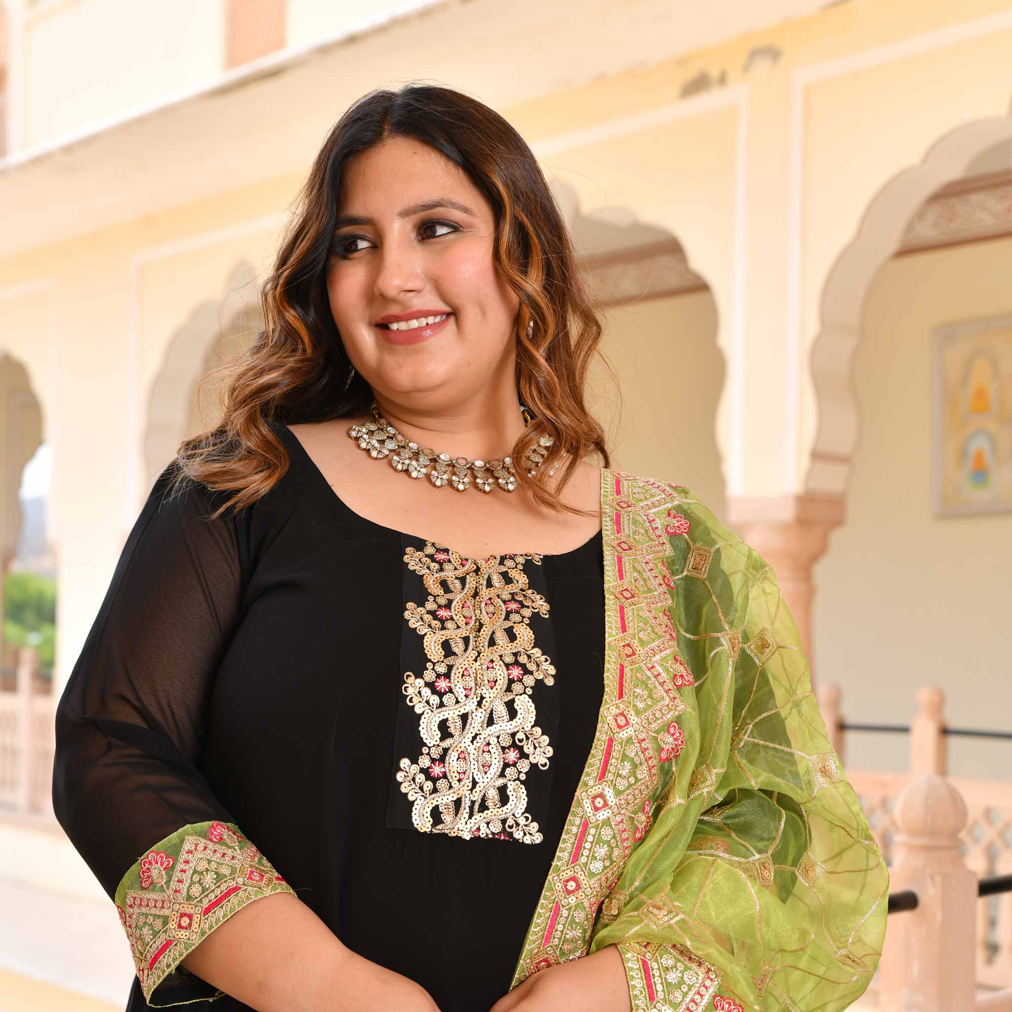 Moss & Midnight Black Georgette Suit Set