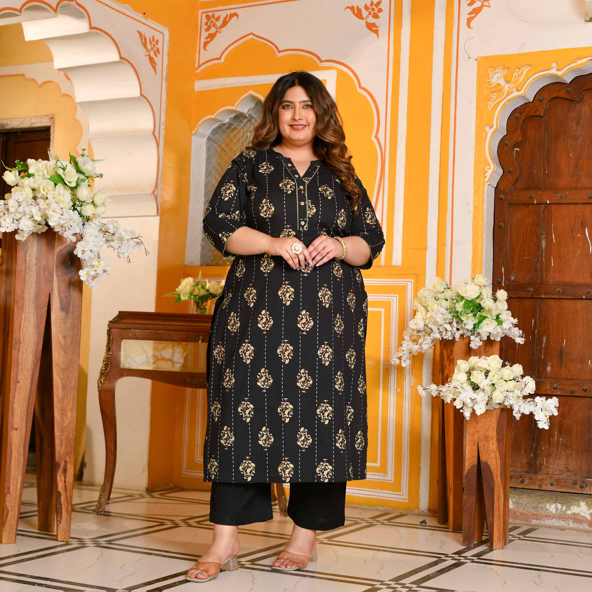 Veda- Black Butta Gold Block Kurta