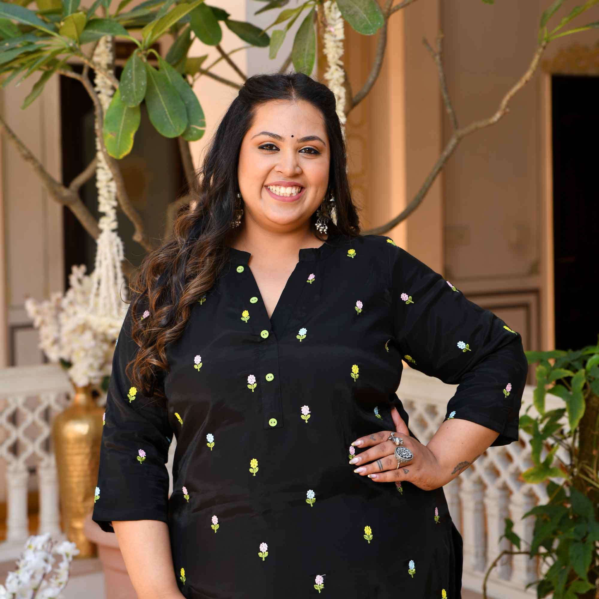 Blackberries- Black Floral Thread Embroidered Mul Chanderi Kurta