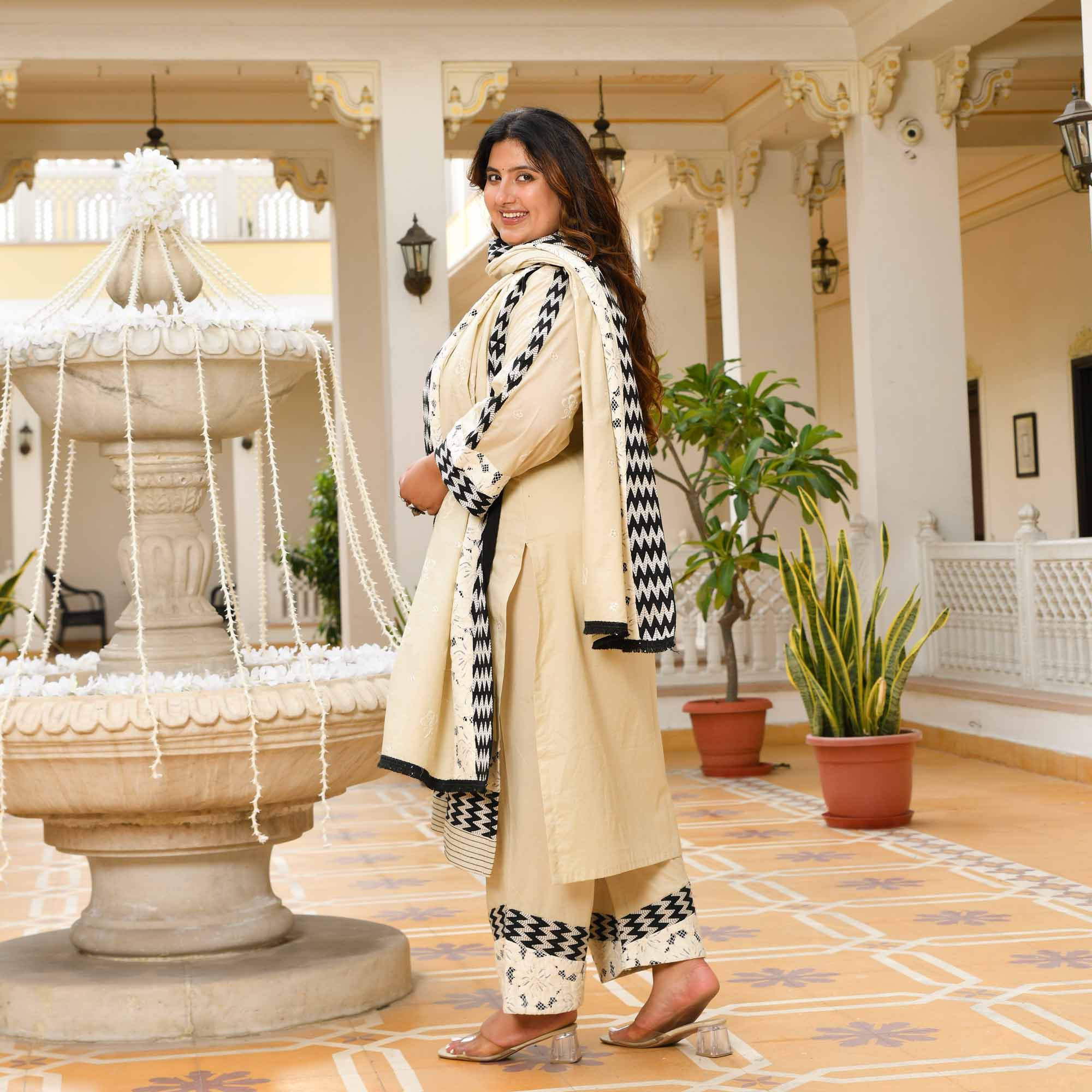 Dhumil- Off-white Pure Cotton Thread Embroidered Suit Set