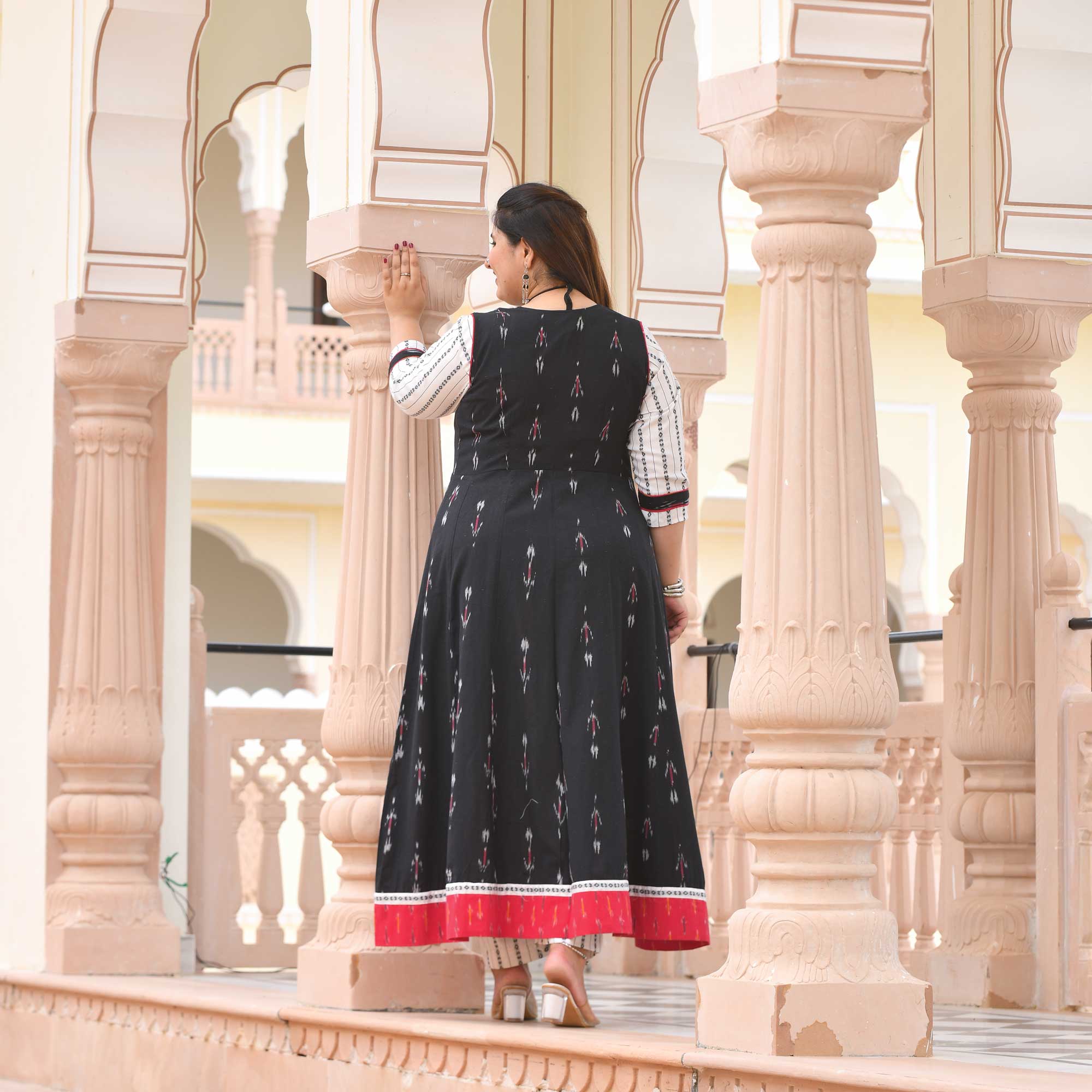 Black Ras Leela Handwoven Ikkat Cape Co-ord Set