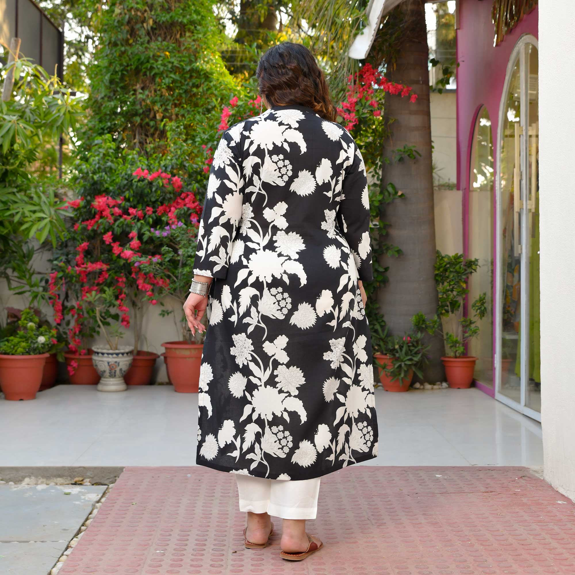 Peekaboo - Black & White Floral Pure Cotton Kurta