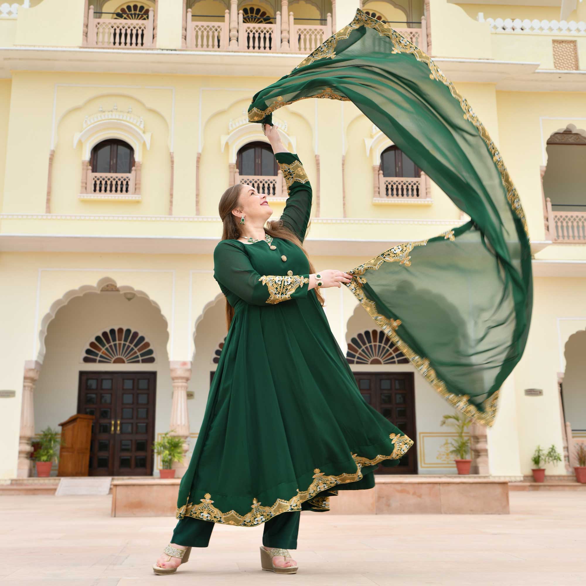Green and gold deals anarkali