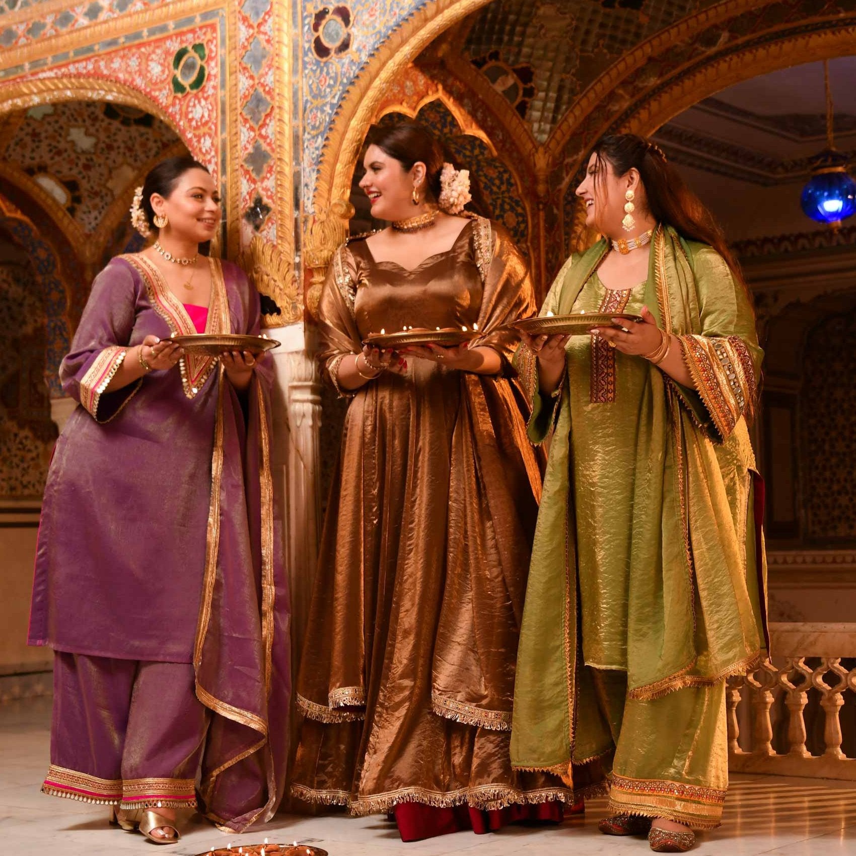 Jagmag Aaina- Mehendi Green Tissue Silk Mirror Embroidered Suit Set