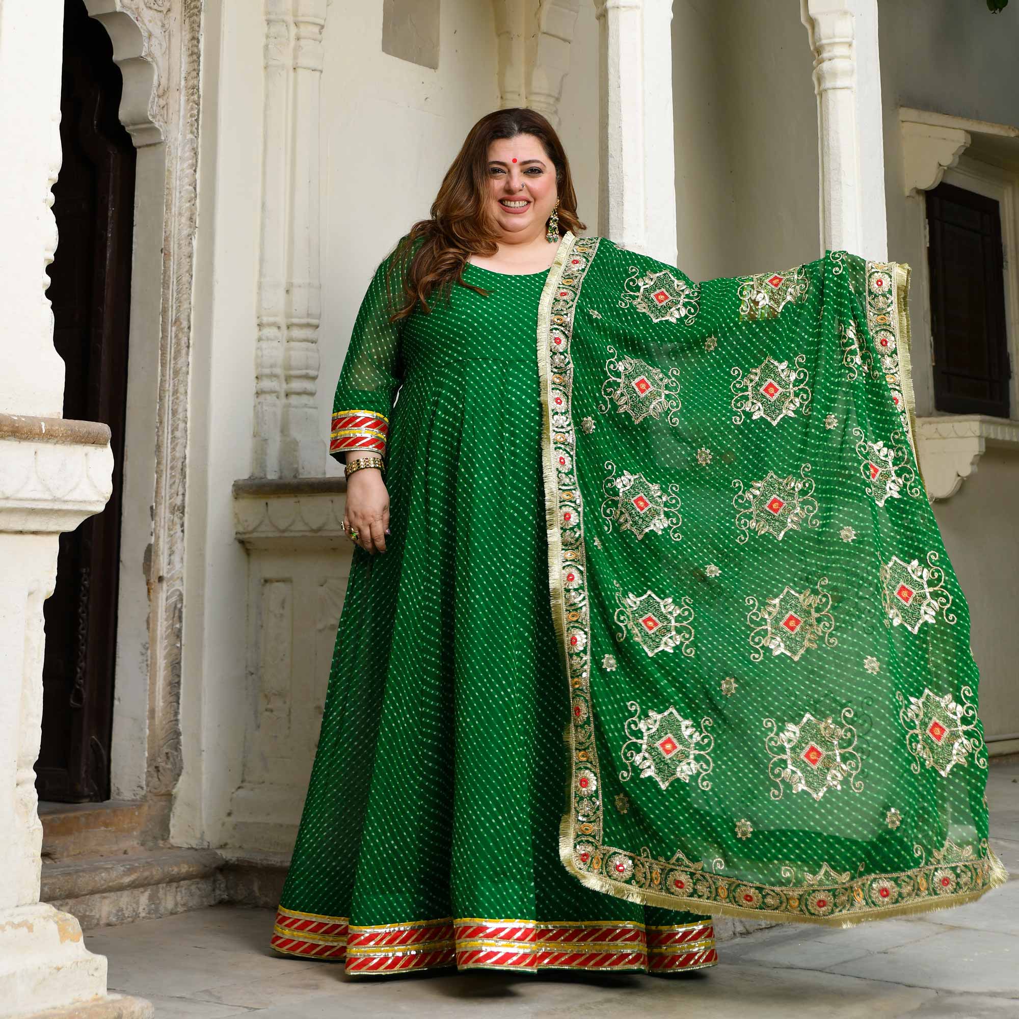 Utsav Ka Noor- Deep Green Mothra Embroidered Anarkali Set