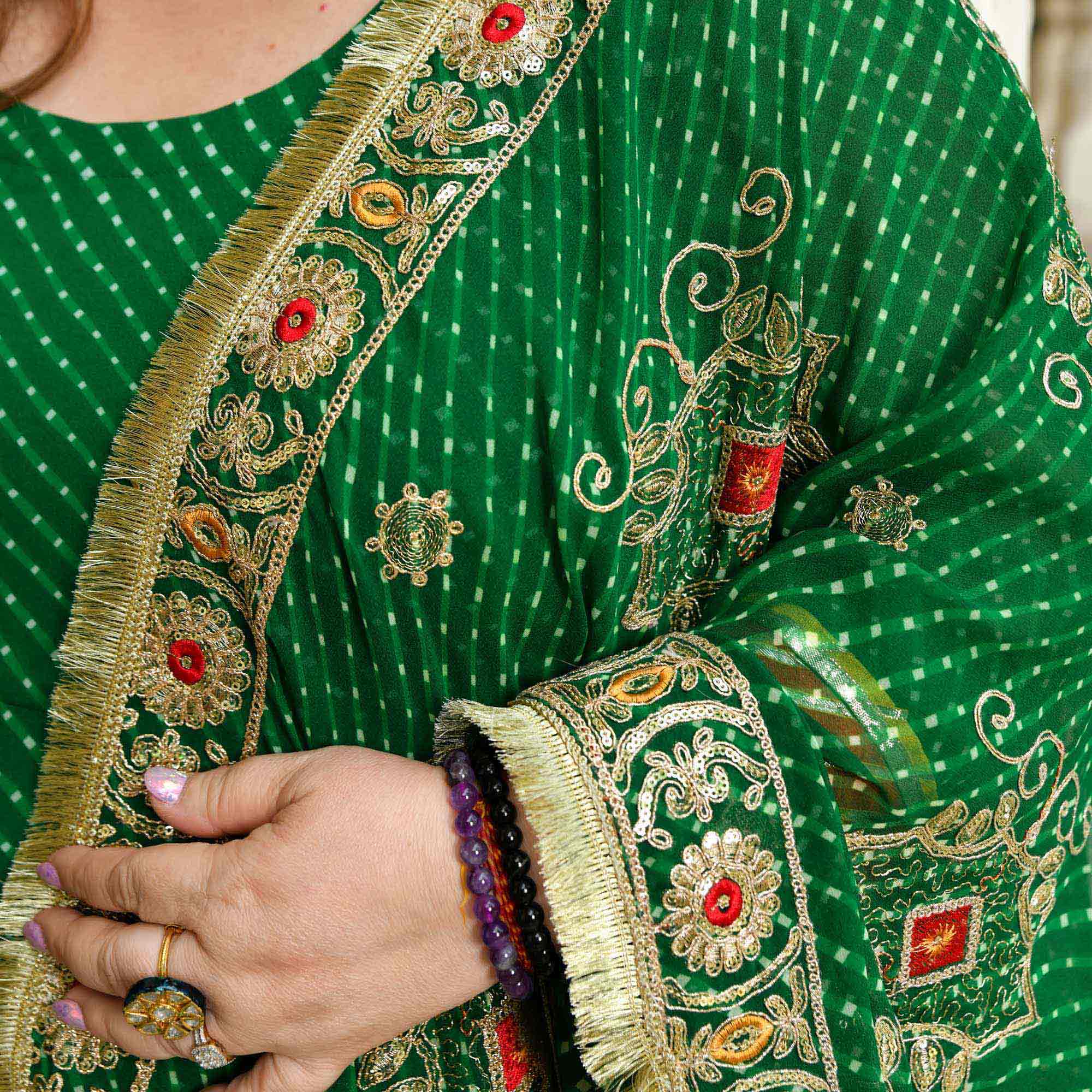 Utsav Ka Noor- Deep Green Mothra Embroidered Anarkali Set