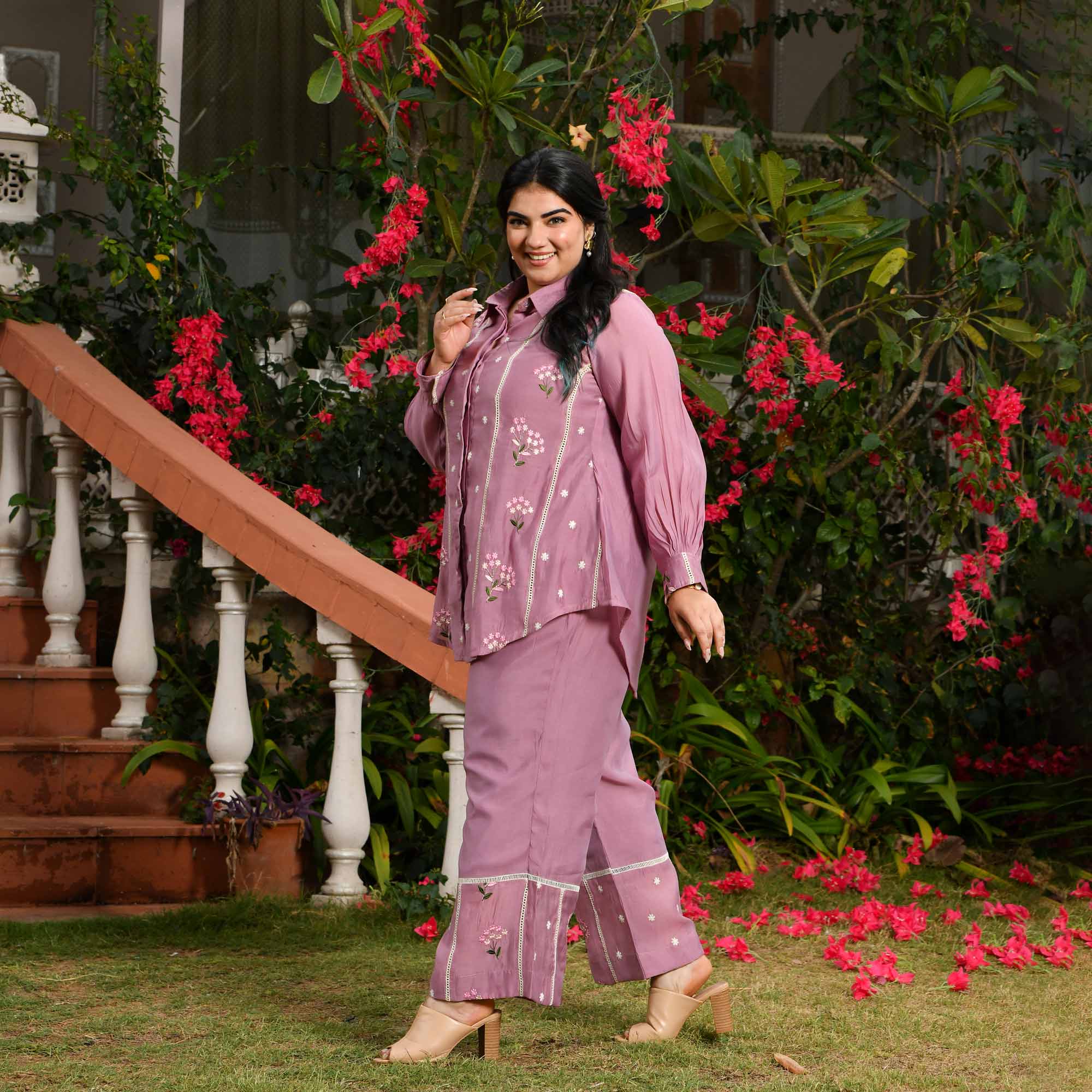Star Fruit- Dusky Orchid Thread Embroidered Mul Chanderi Co-Ord Set