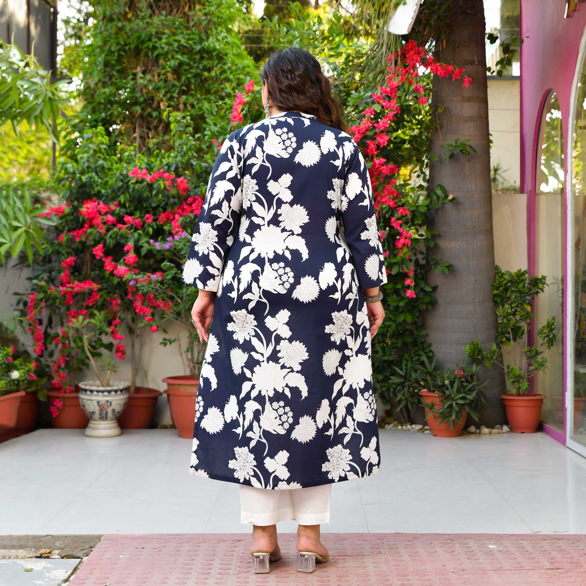 Nile - Dark Blue & White Floral Pure Cotton Kurta