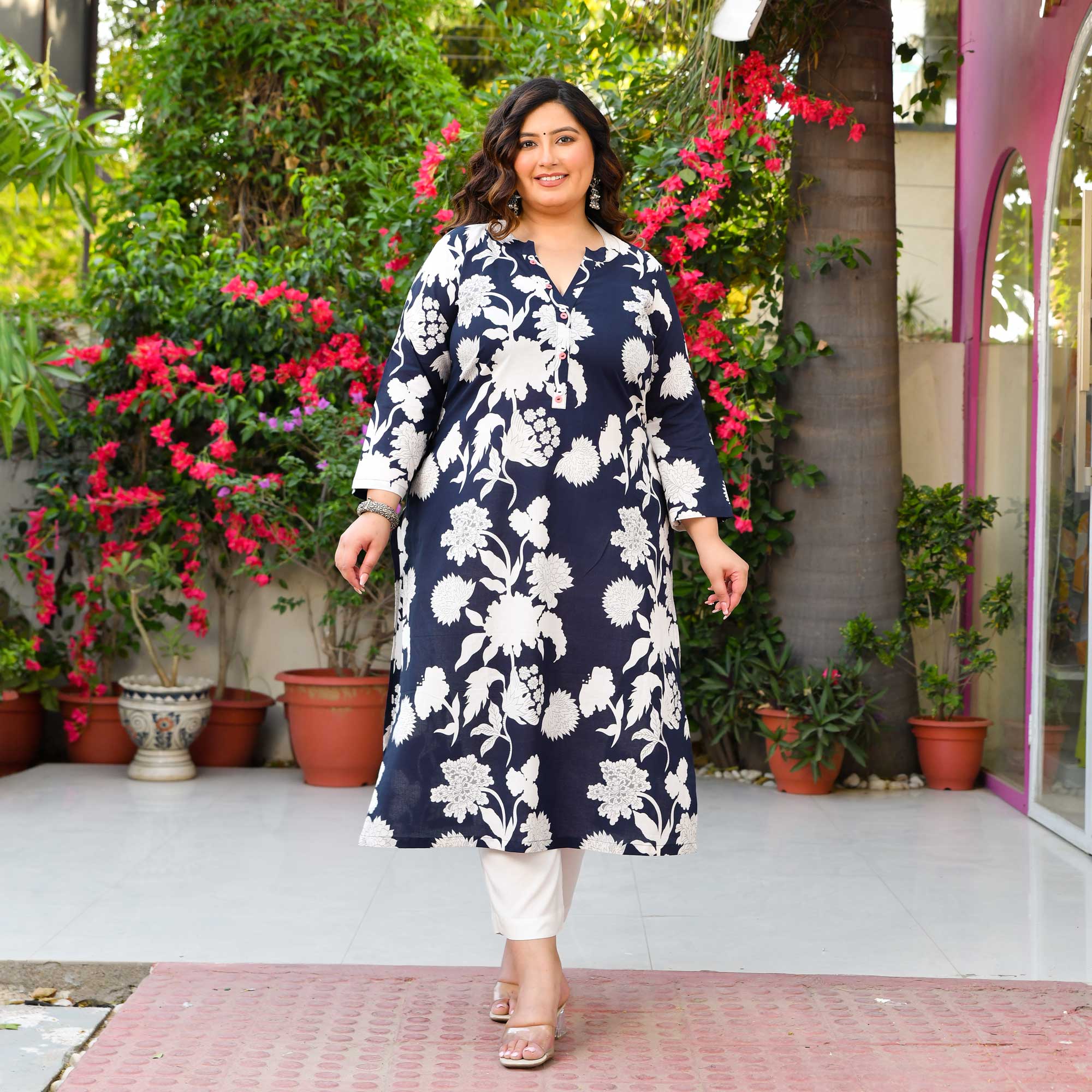 Nile - Dark Blue & White Floral Pure Cotton Kurta