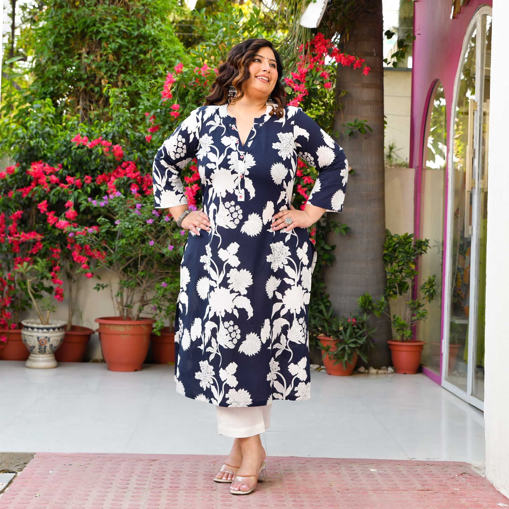 Nile - Dark Blue & White Floral Pure Cotton Kurta
