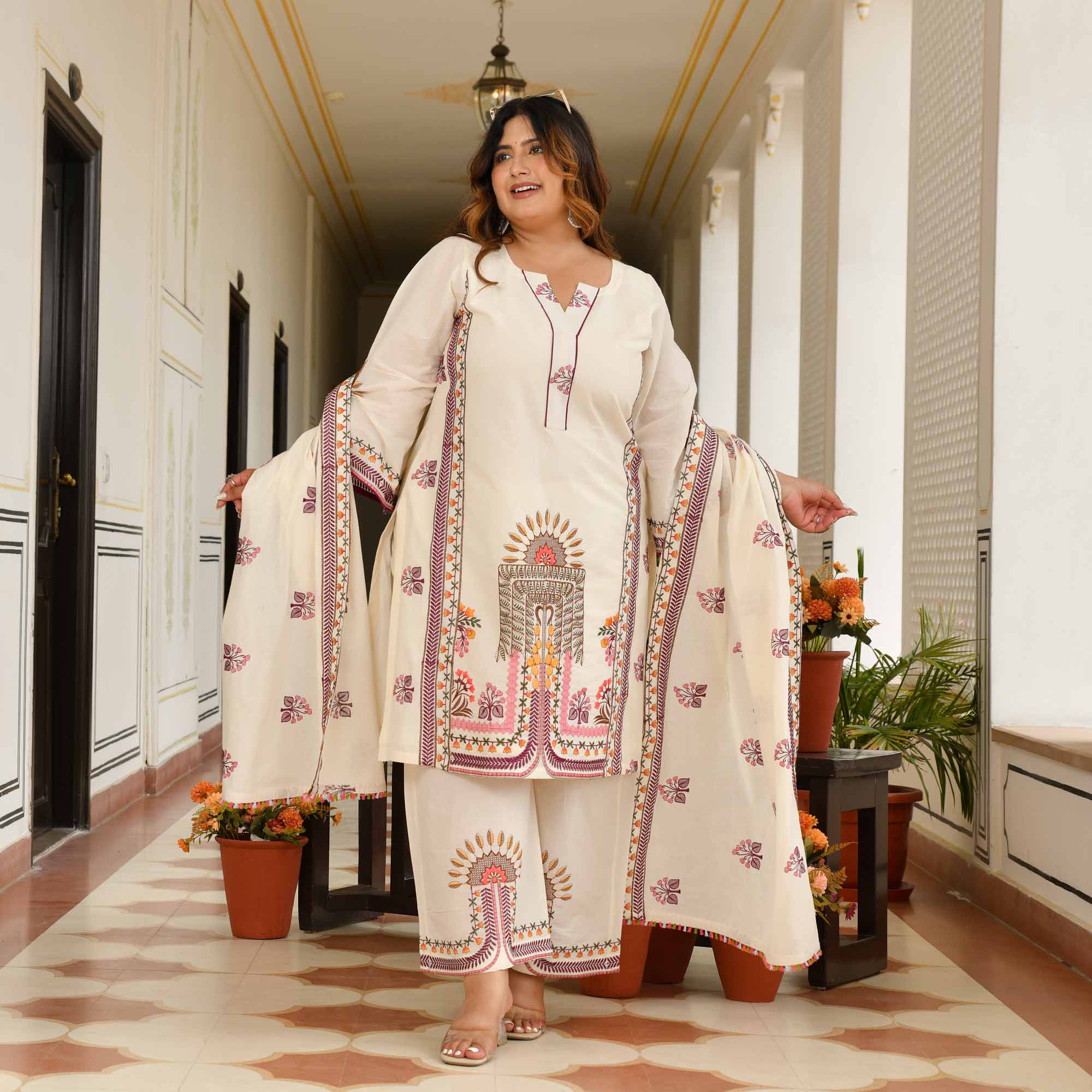 Mridula- Off-white Pure Cotton Thread Embroidered Suit Set