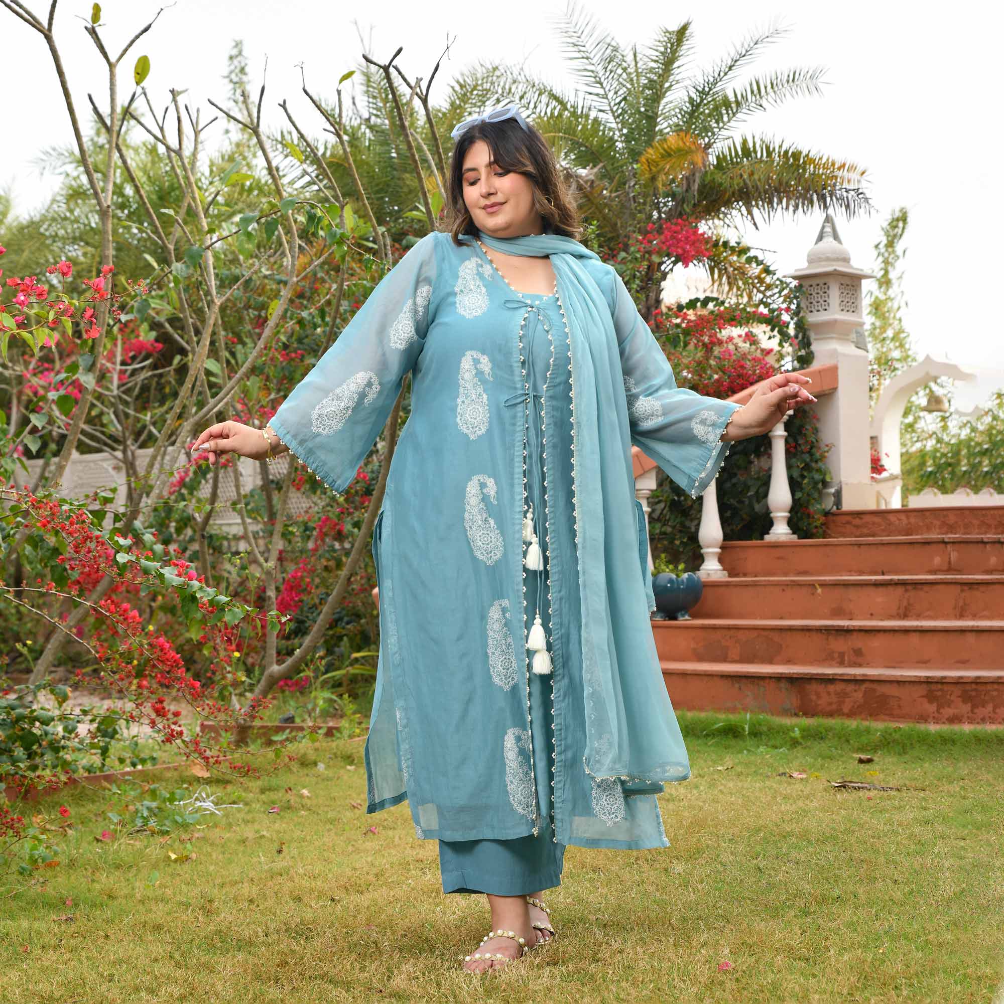 Artic Berry- Powder Blue Paisley Thread Embroidered Mul Chanderi Cape Set