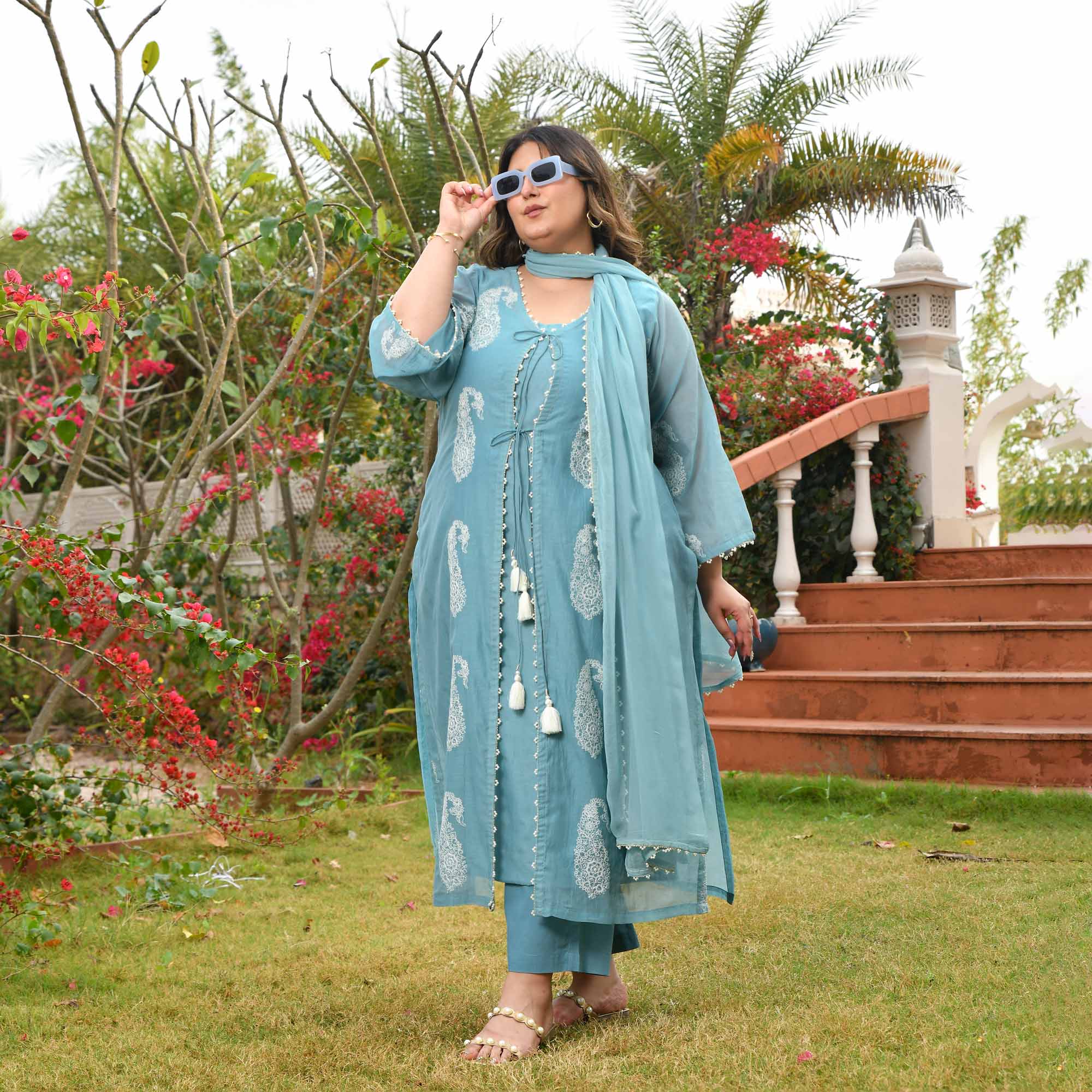 Artic Berry- Powder Blue Paisley Thread Embroidered Mul Chanderi Cape Set
