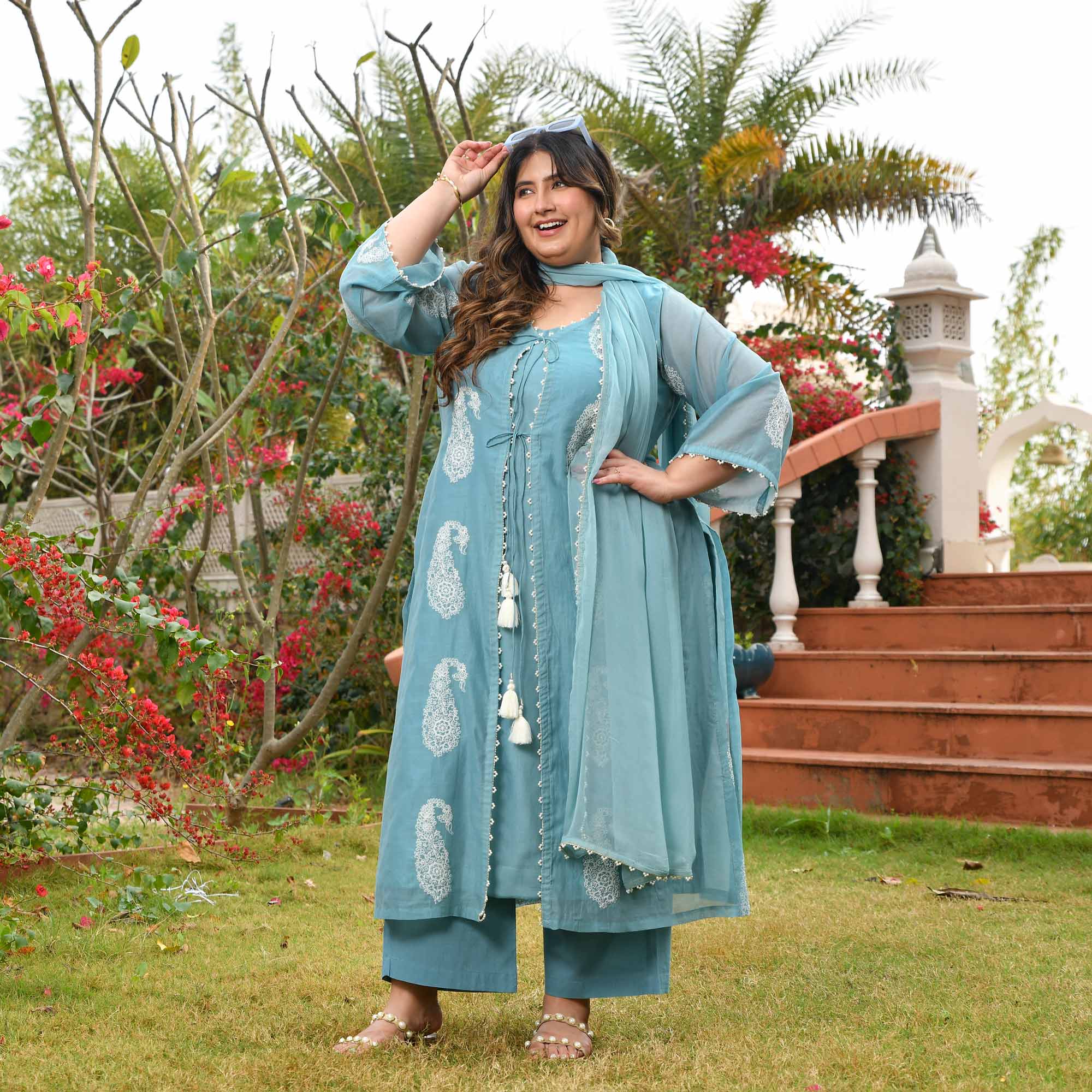 Artic Berry- Powder Blue Paisley Thread Embroidered Mul Chanderi Cape Set