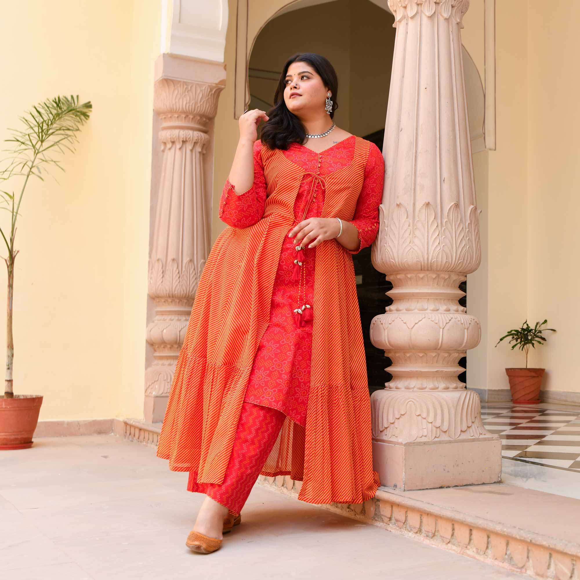 Kesari Katha Bandhani Cotton Co-Ord with Leheriya Cape