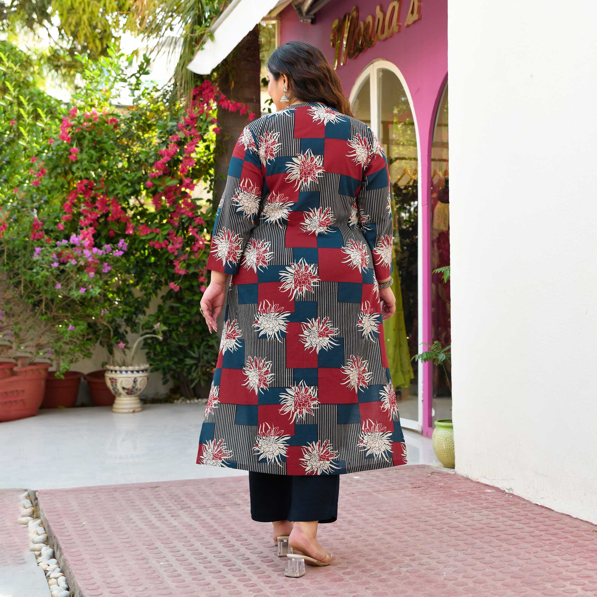 Moonstone- Dark Blue & Maroon Geometrical Printed Pure Cotton Kurta