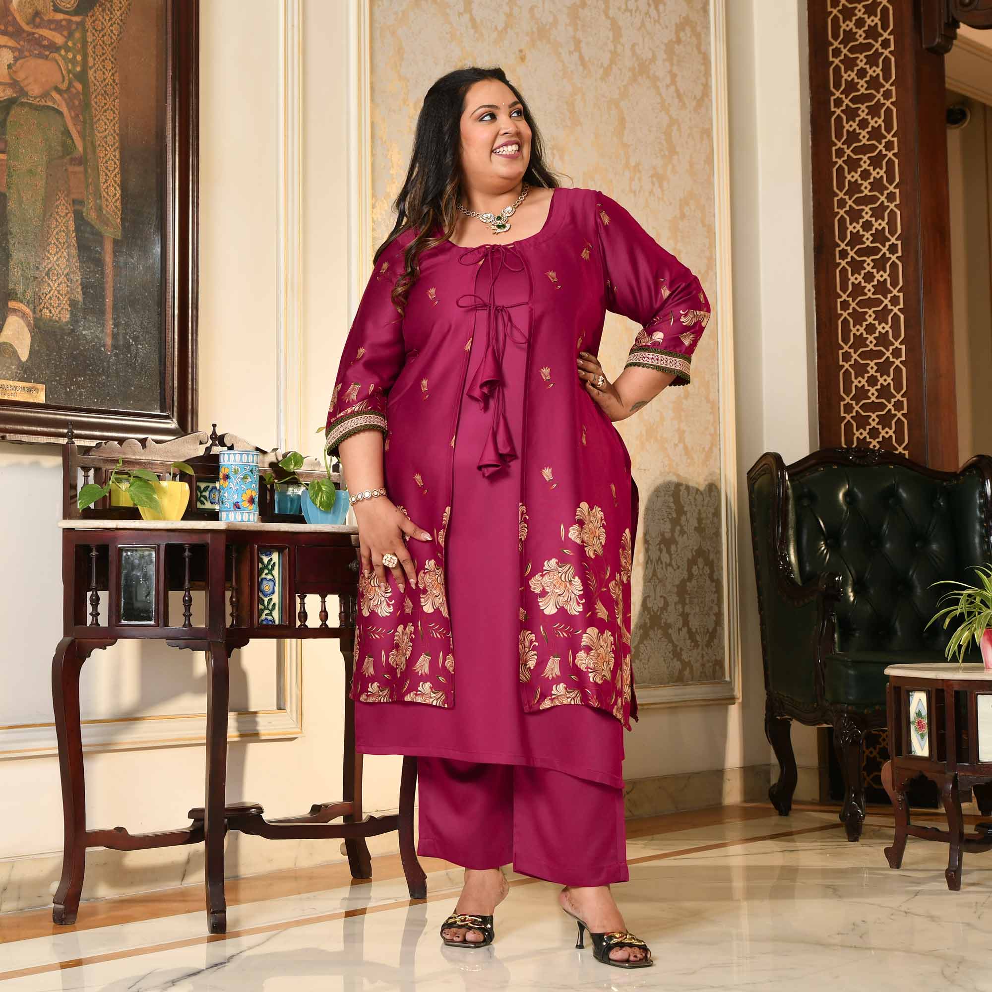 Mandvi- Magenta Pink Pure Gaji Silk Floral Cape Set