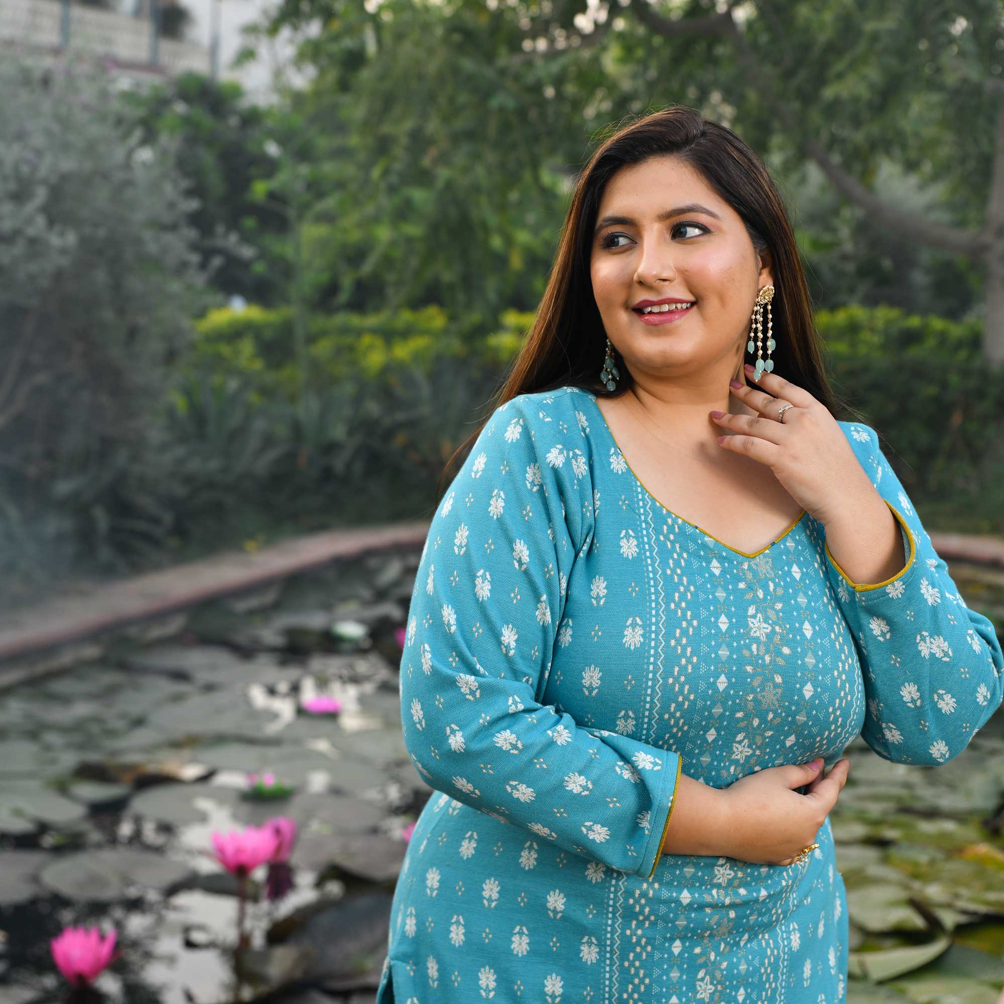 Serene Skyline Woollen Knitted Kurta Pant Set