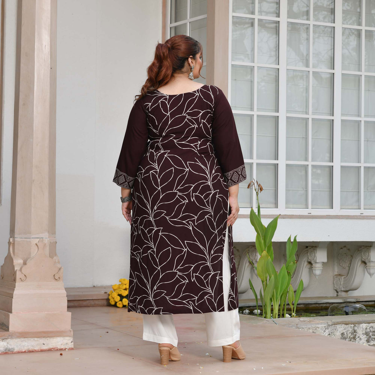 Lucy- Cola Floral Embroidered Rayon Cotton Kurta