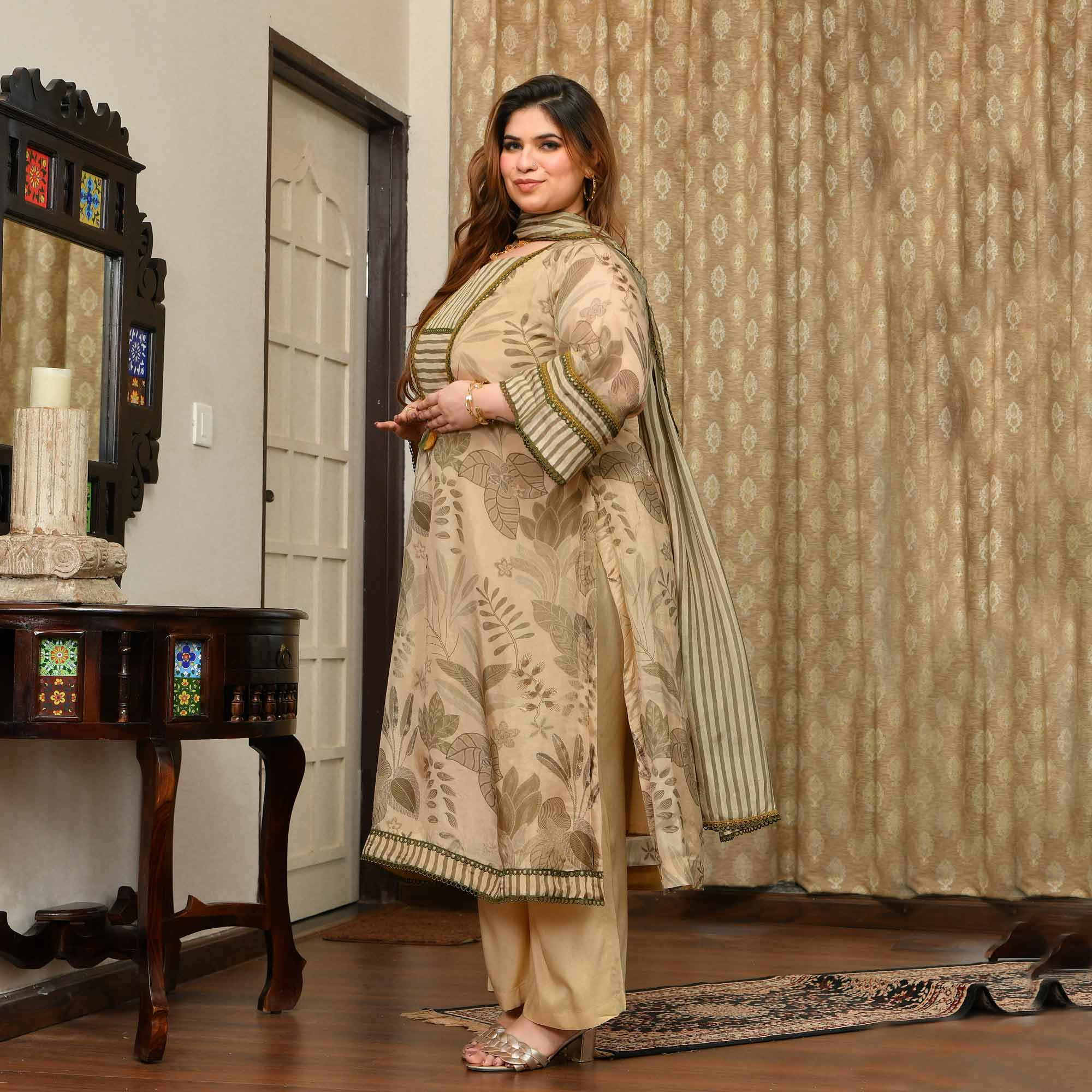 Cashmere- Buttercream Tropical Printed Pure Organza Suit Set