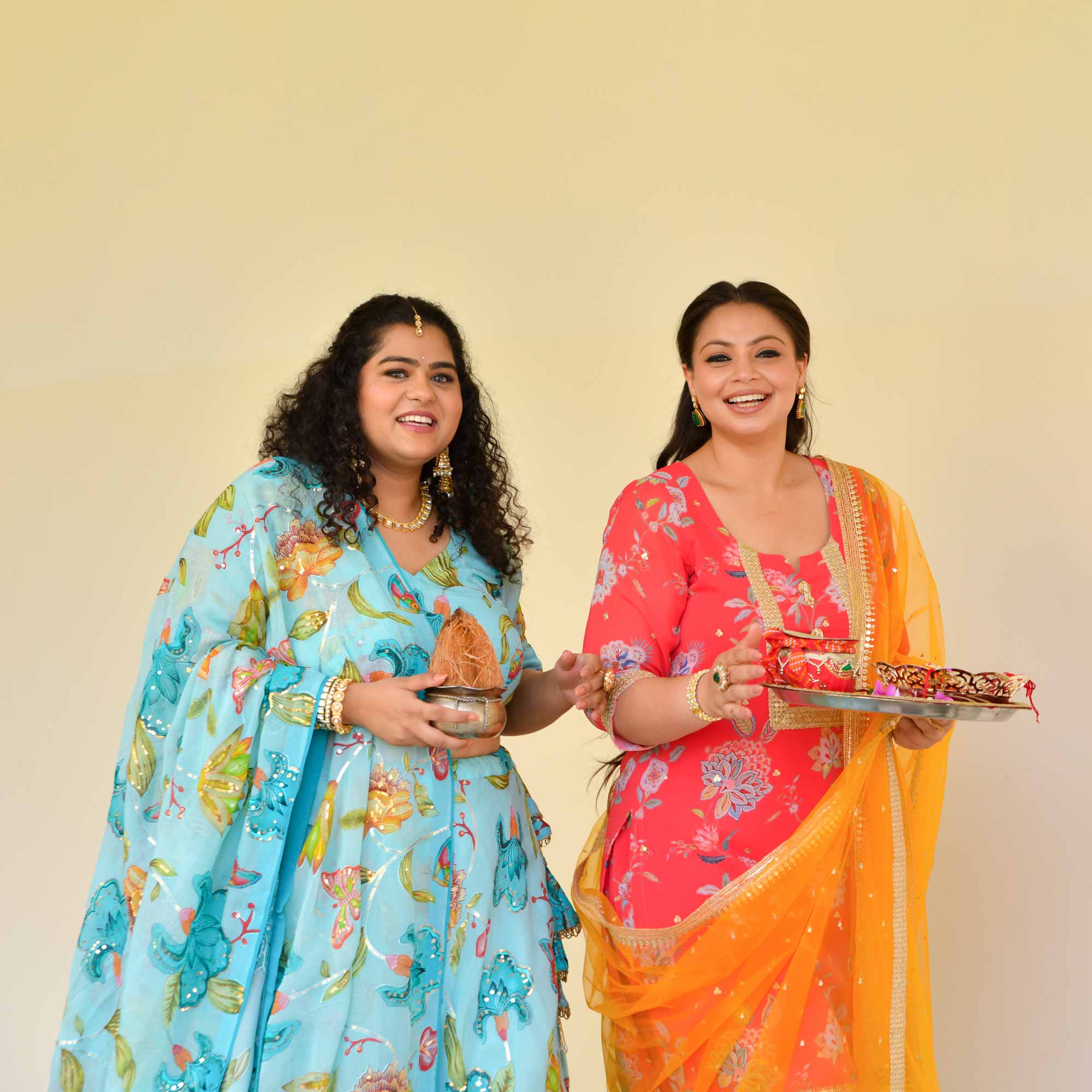 Dreamy Sky Floral Sequin Embroidered Pure Organza Lehenga Set