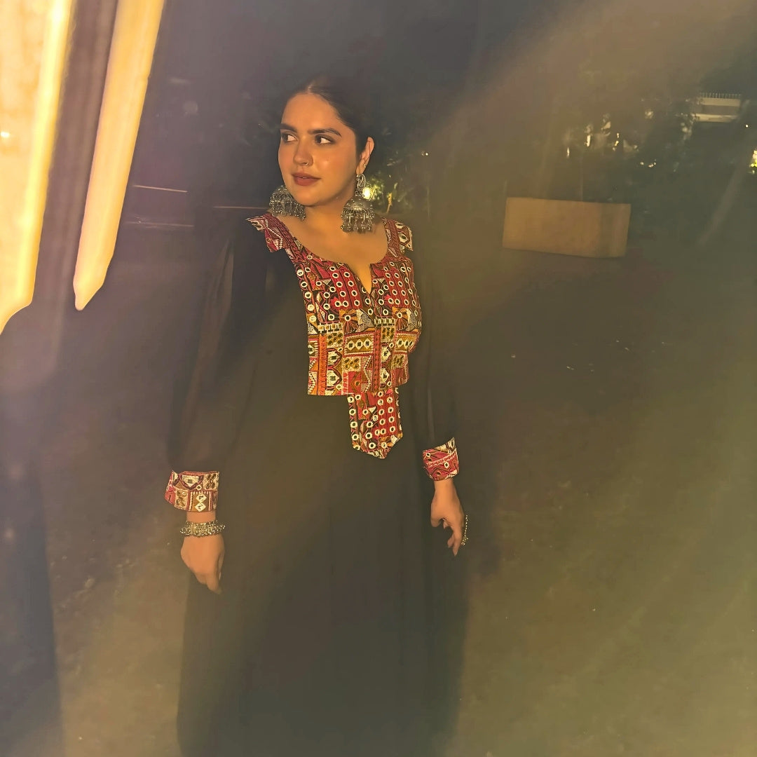Anjali Anand in Ravishing Black Anarkali