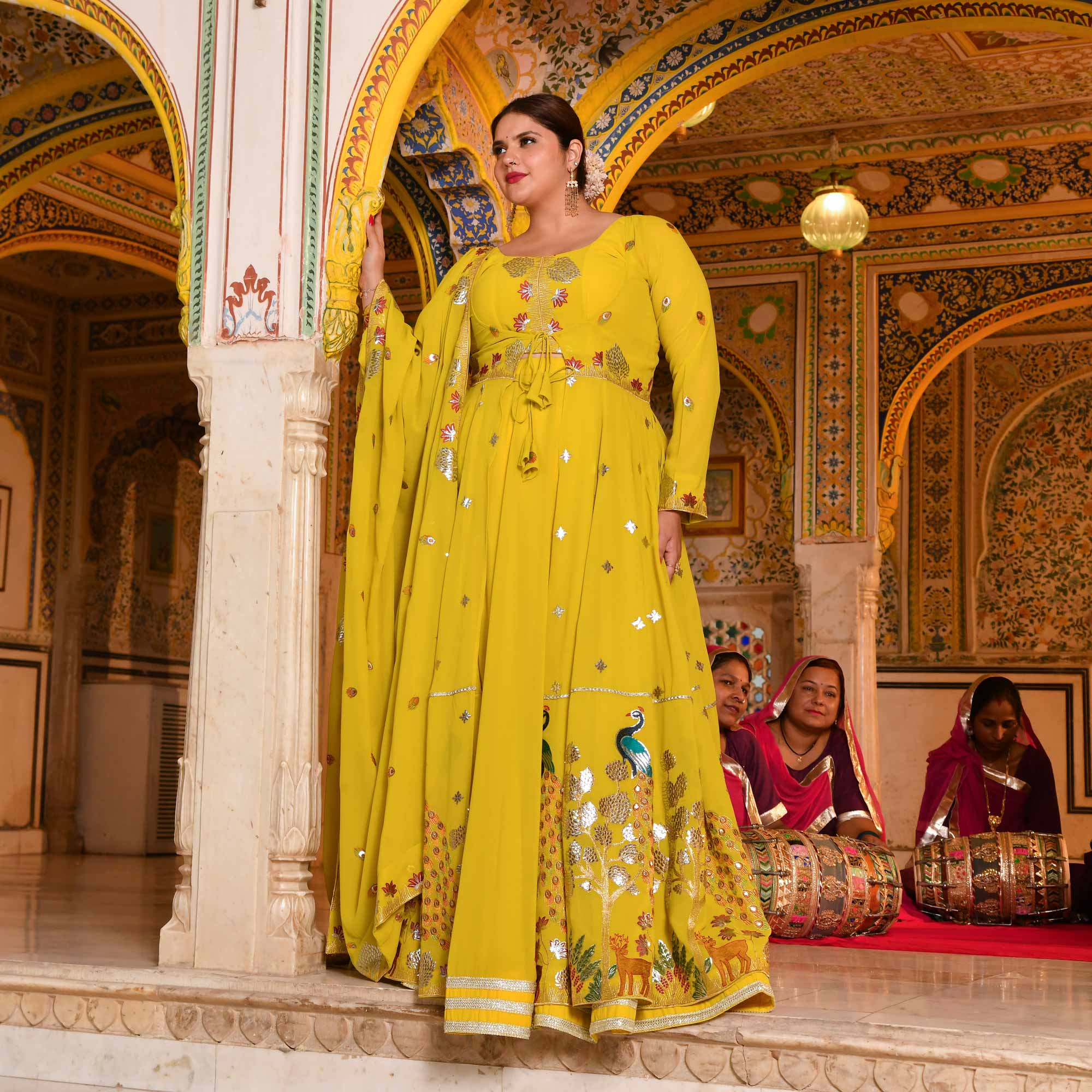 Shahzadi-Imperial Lime Embroidered Cape Set