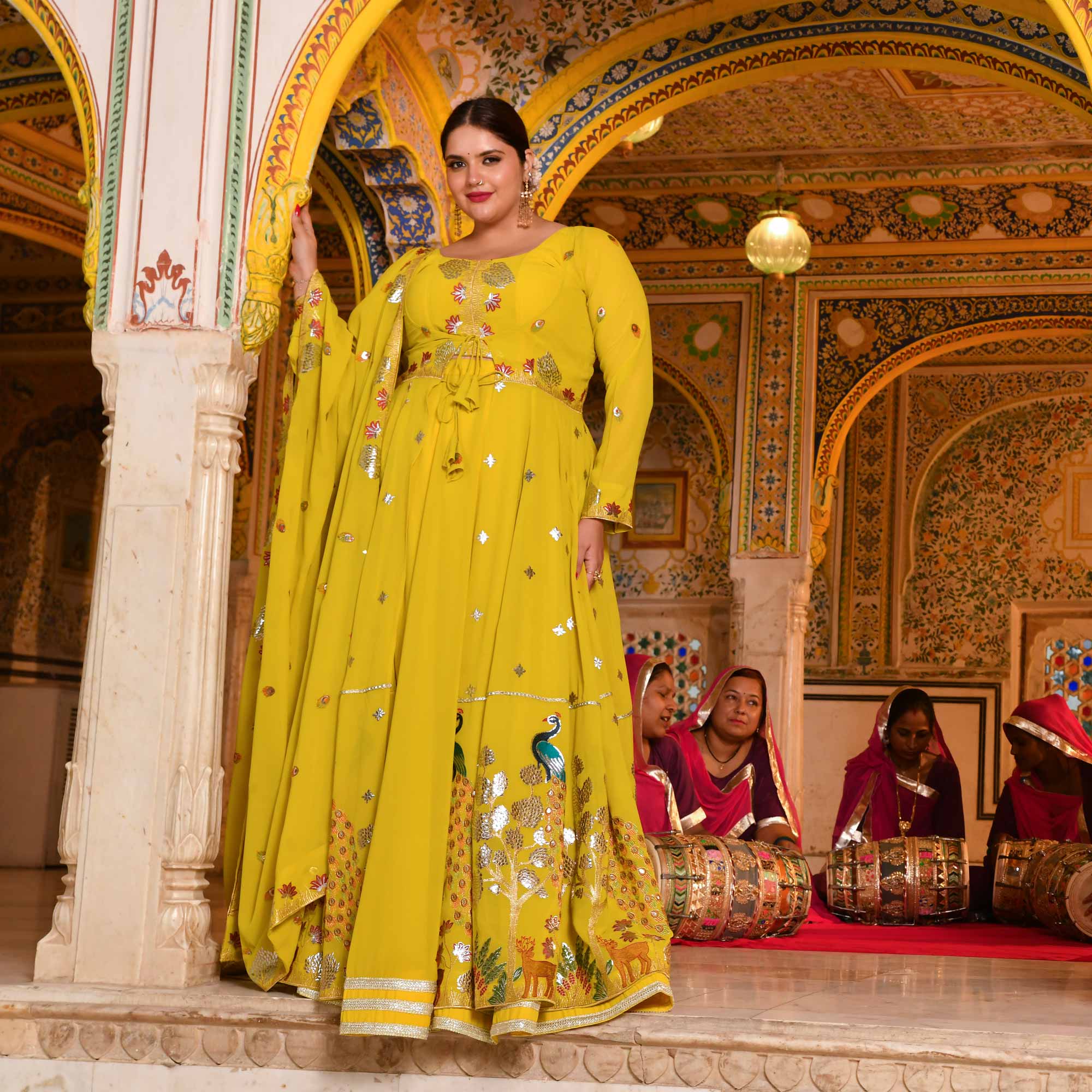 Shahzadi-Imperial Lime Embroidered Cape Set