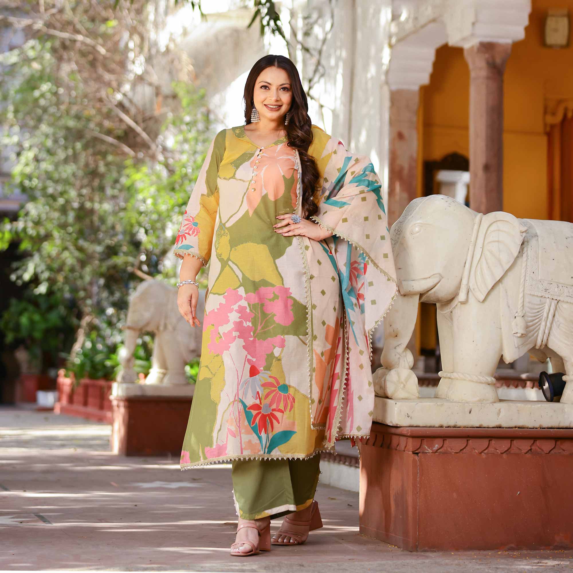 Pistachio Rose Summer Story Cotton Suit Set