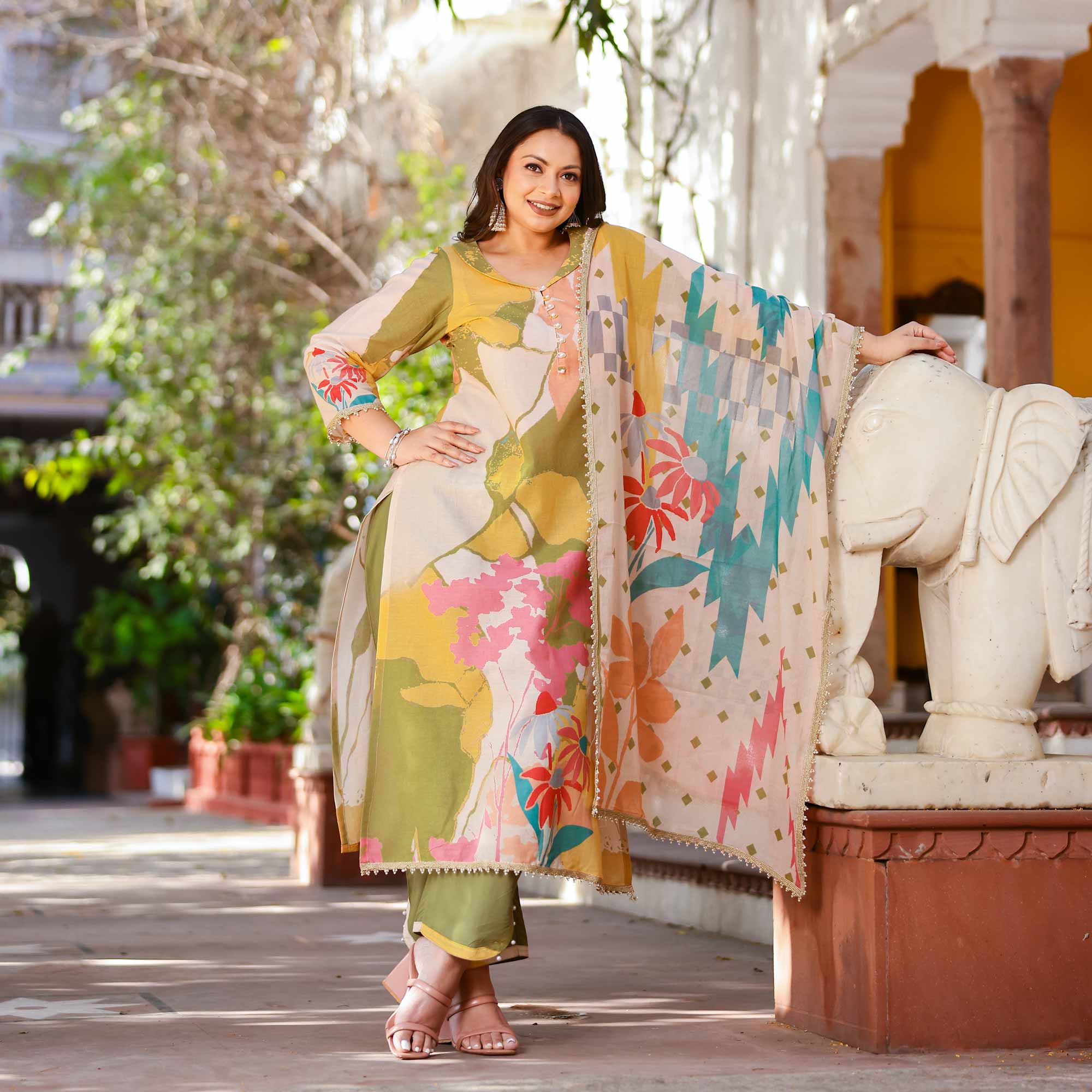 Pistachio Rose Summer Story Cotton Suit Set