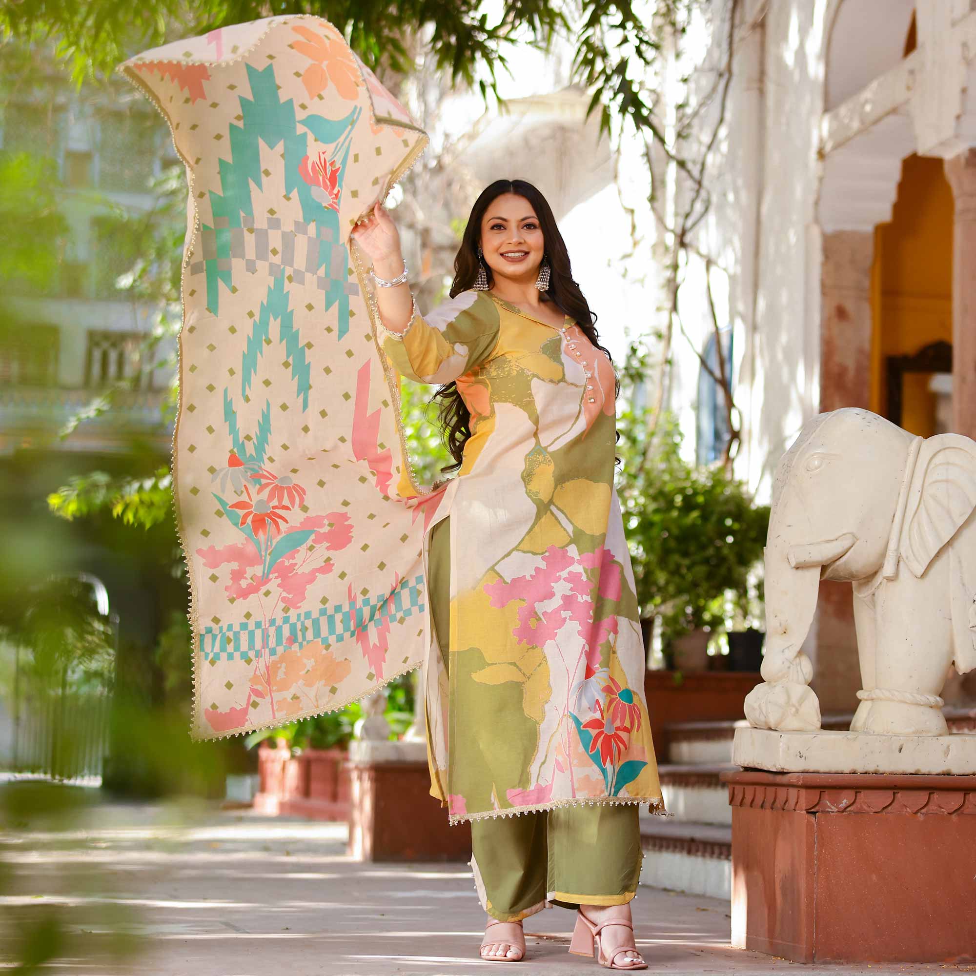 Pistachio Rose Summer Story Cotton Suit Set