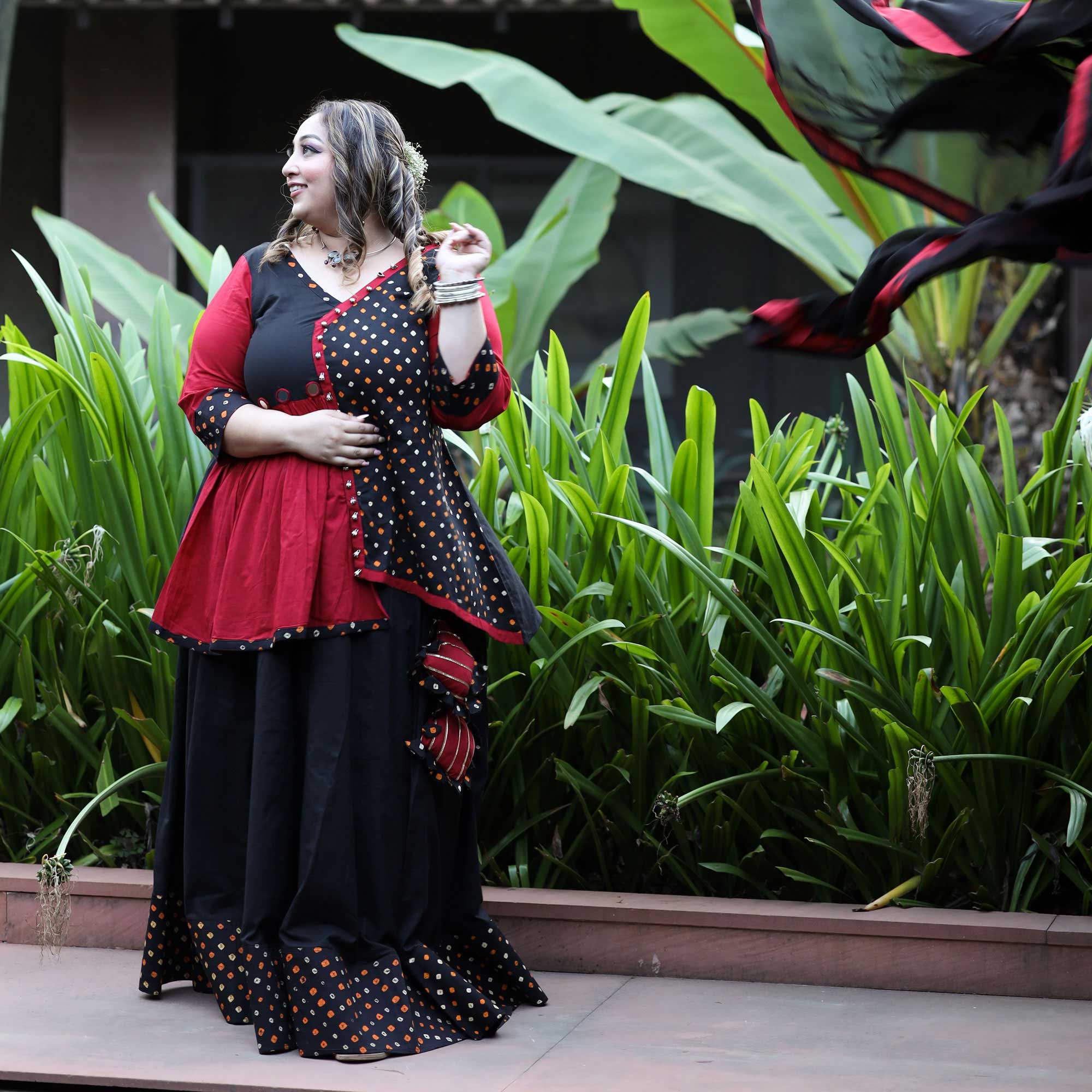 Chandani Raatien Lehenga set