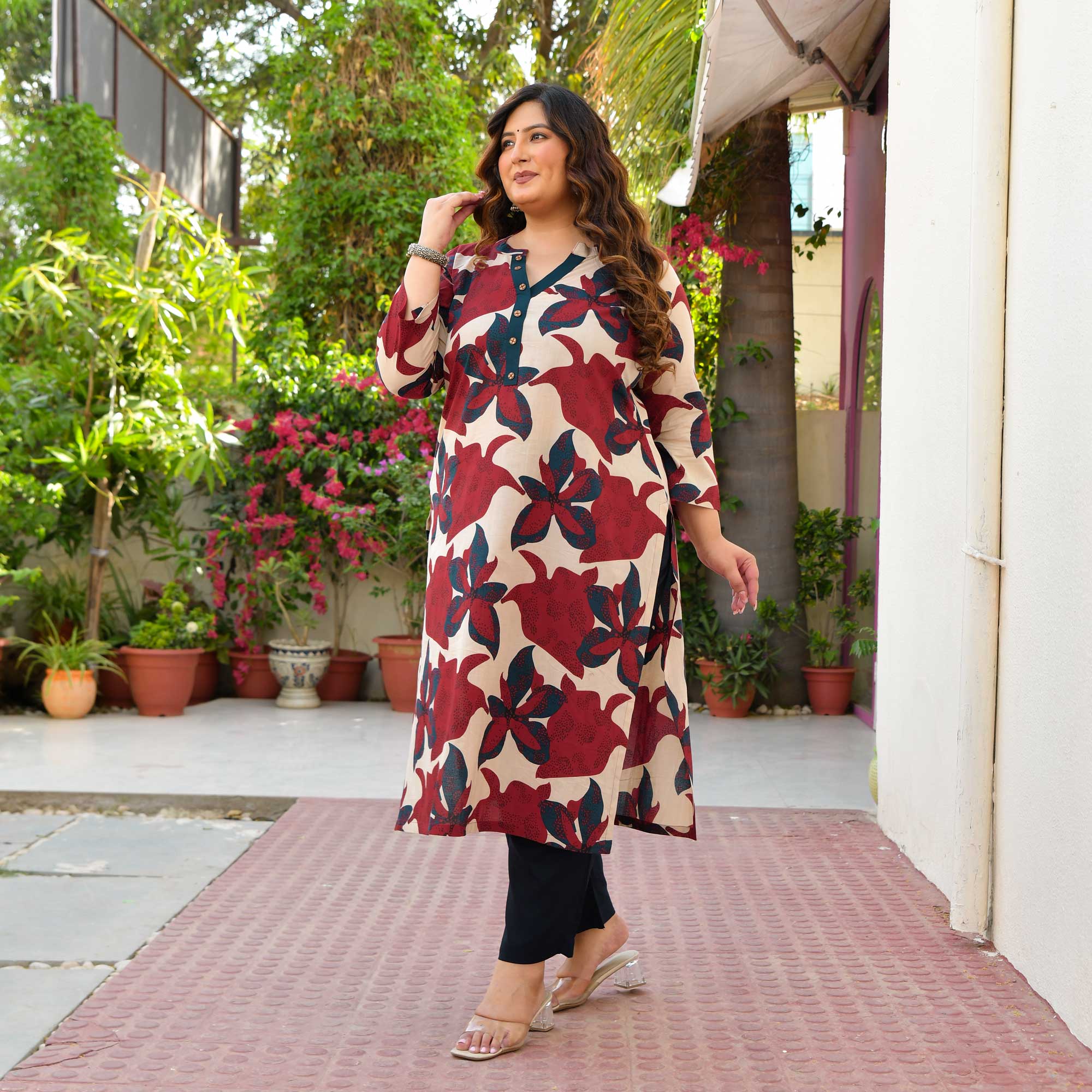 Hues of Heart- Blue & Maroon Floral Printed Pure Cotton Kurta