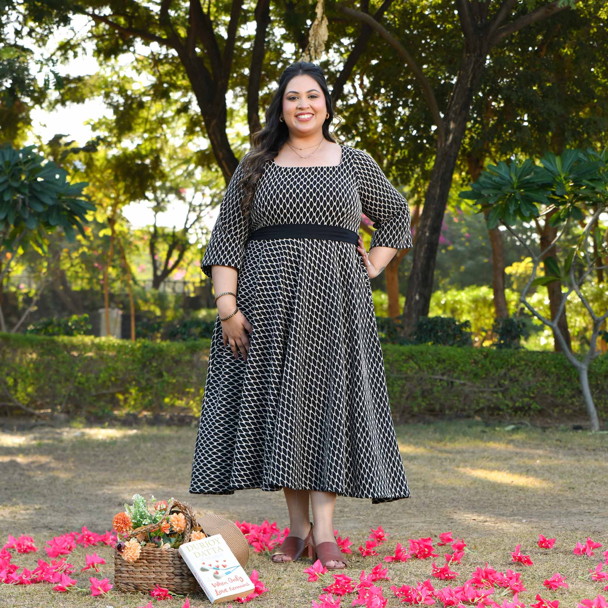 Berlin- Black & Ivory Knitted Fit n Flair Dress