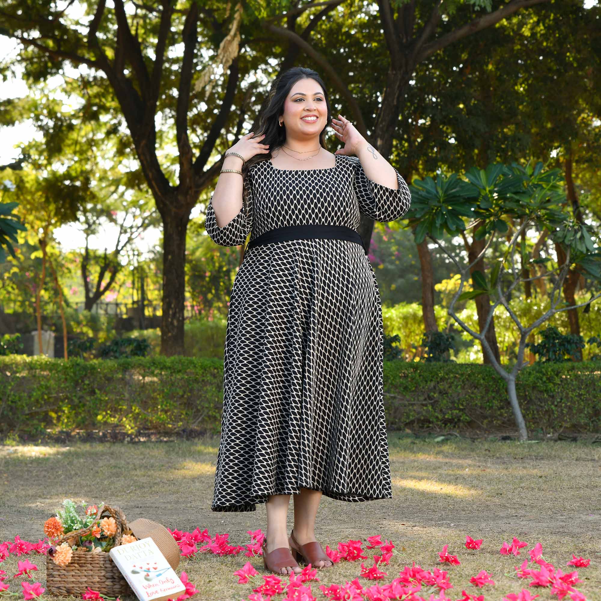 Berlin- Black & Ivory Knitted Fit n Flair Dress