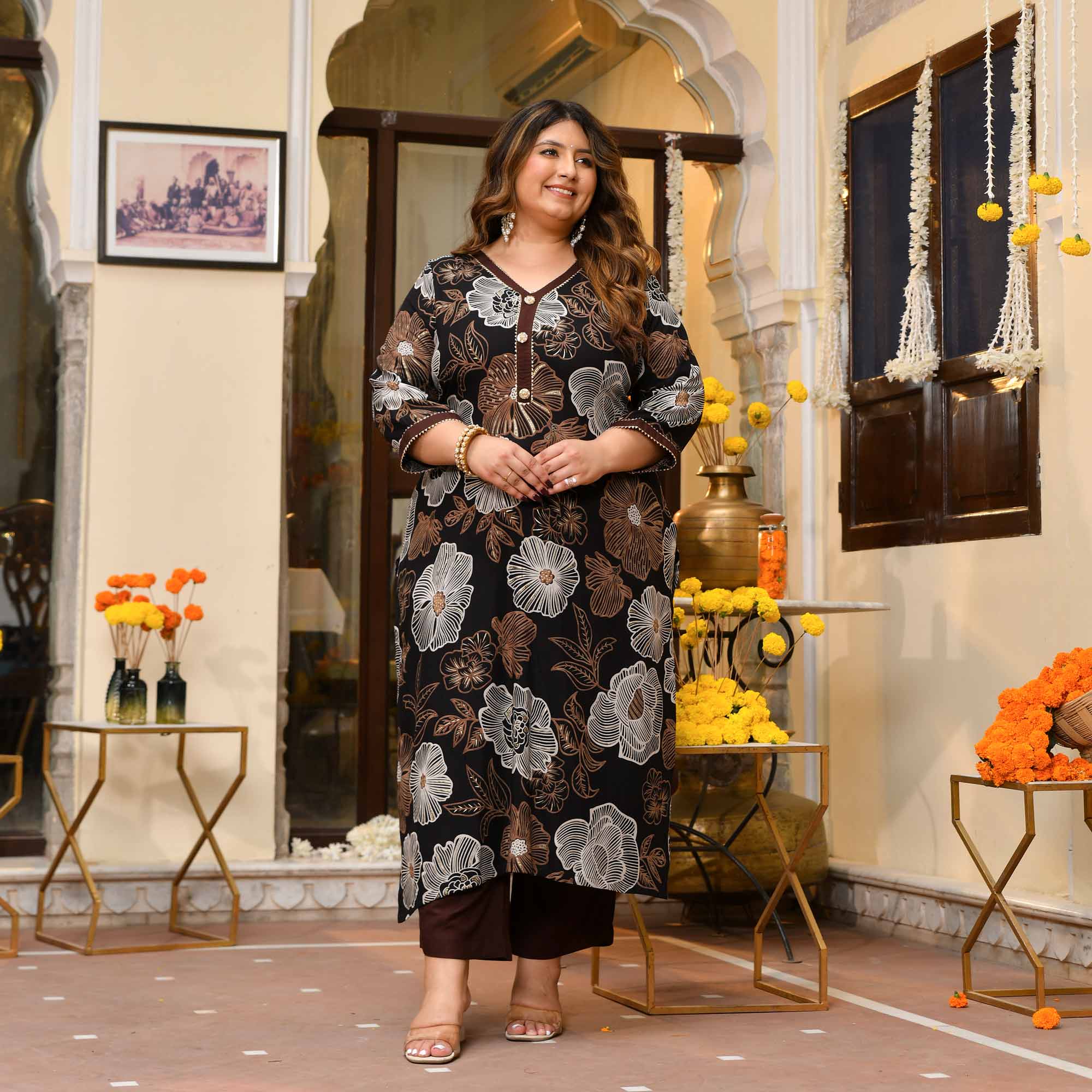 Elaichi- Black & Gold Floral Print Rayon Kurta