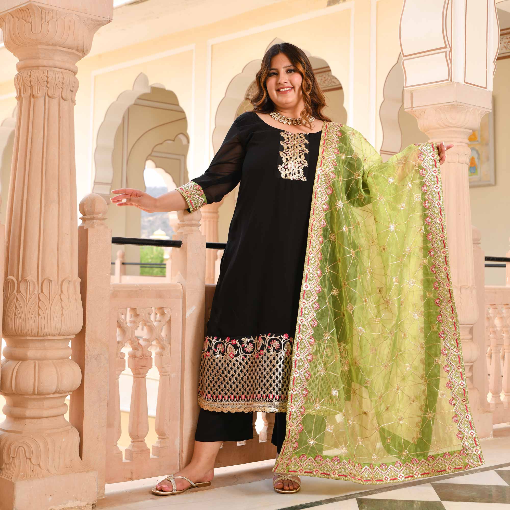 Moss & Midnight Black Georgette Suit Set