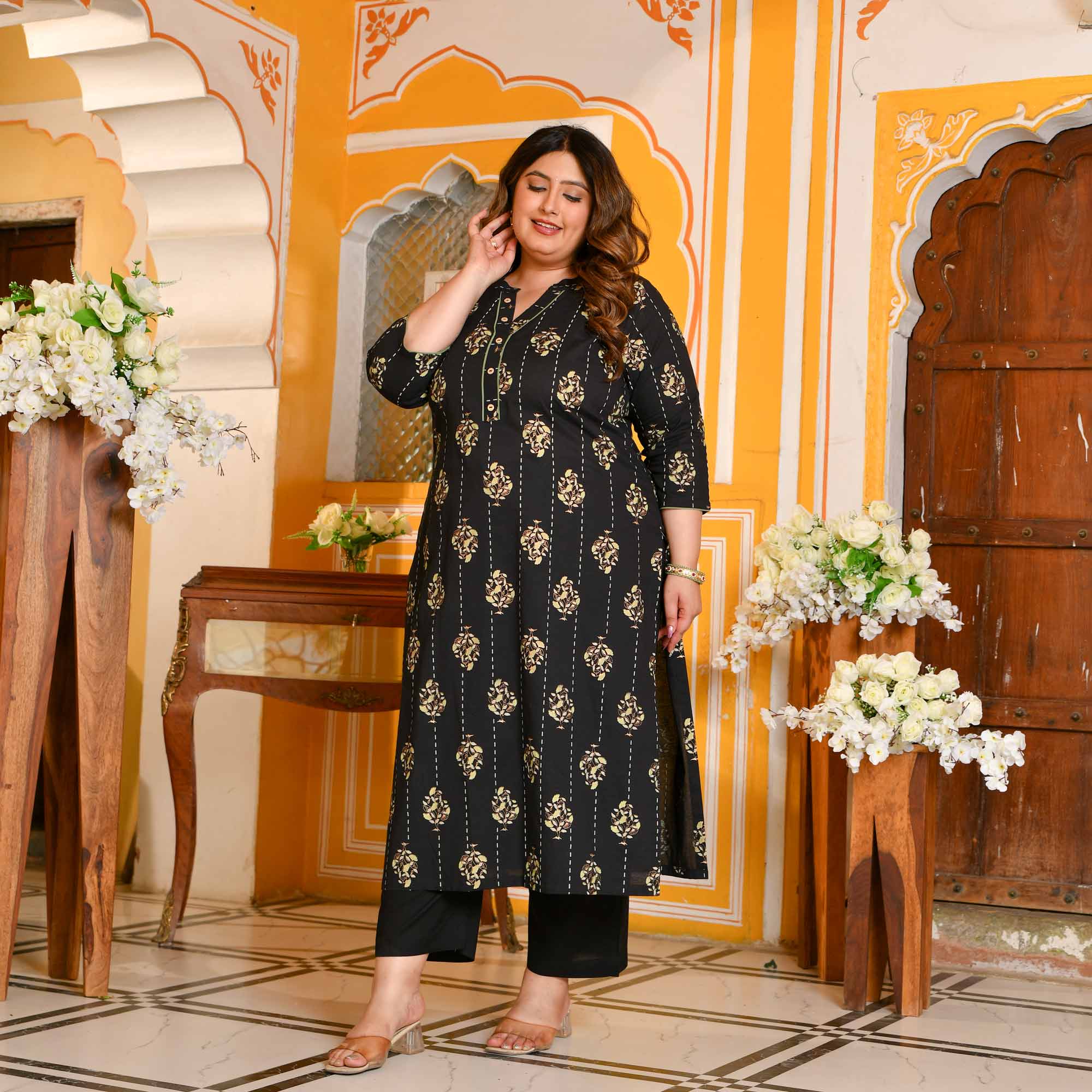 Veda- Black Butta Gold Block Kurta