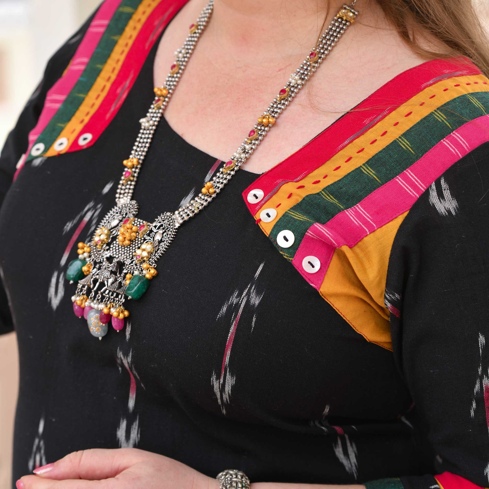 Satrangi Utsav Handwoven Ikkat Kurta (Black)