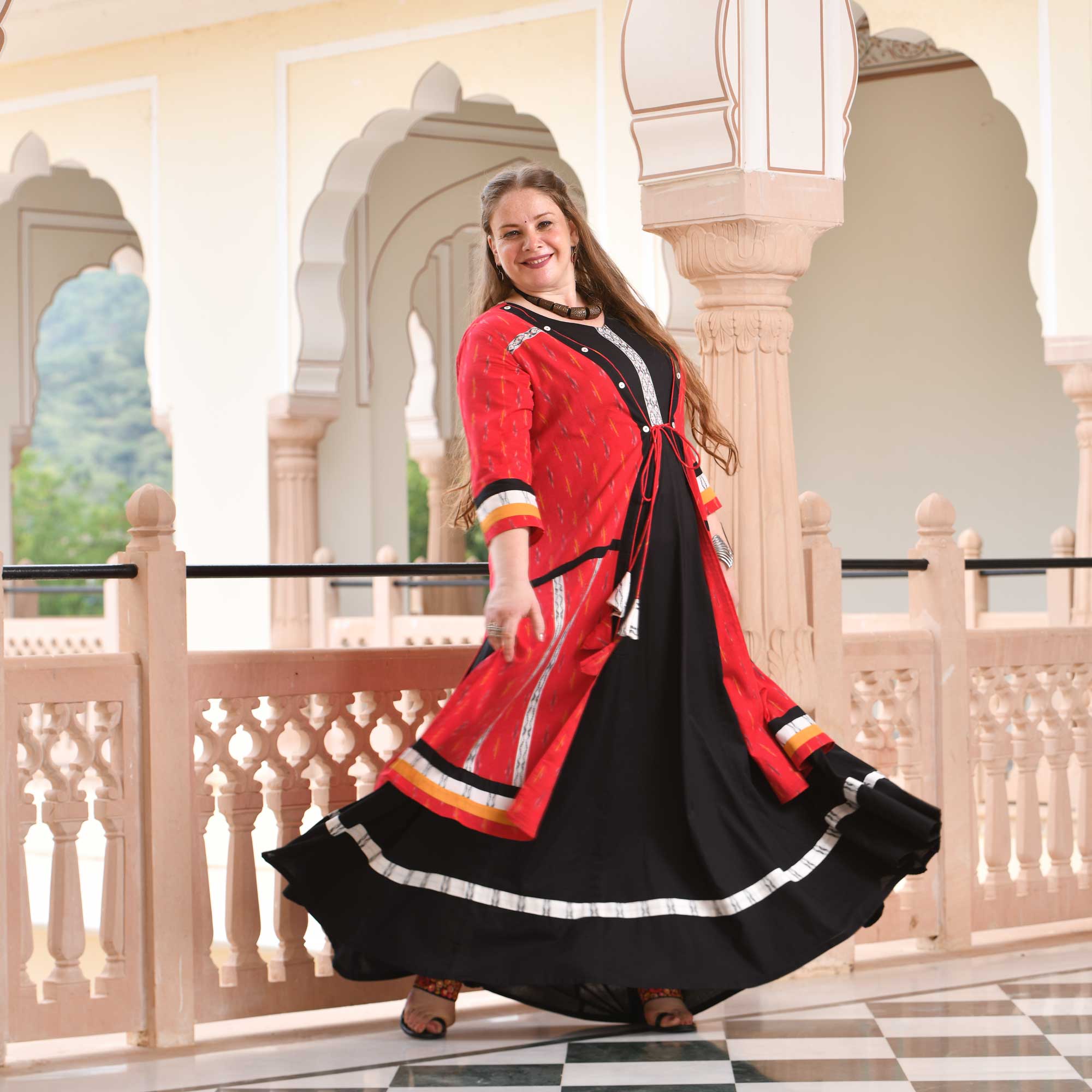 Gulaal Handwoven Ikkat Anarkali Cape Set