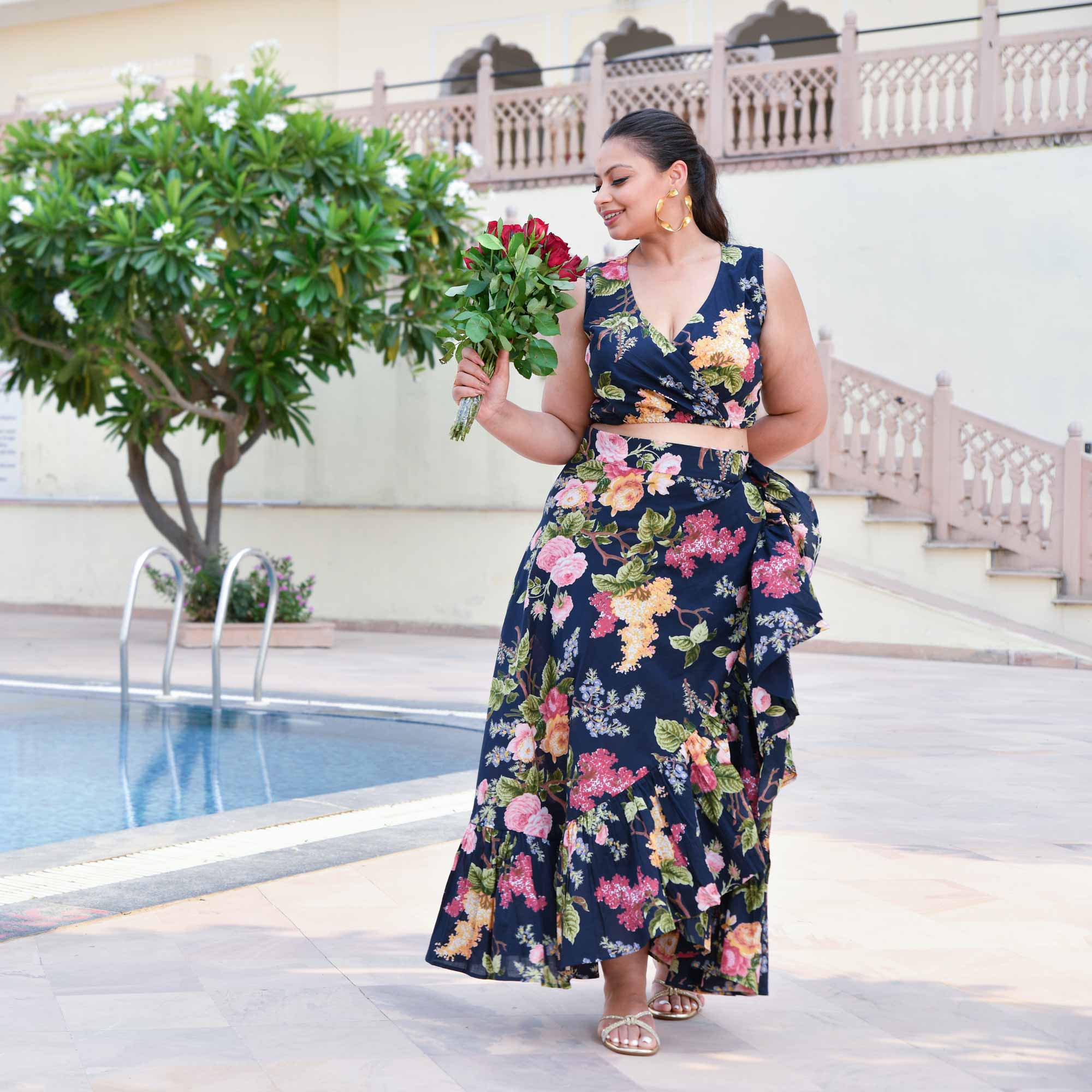 Evening Rose Cotton Wrape Skirt Top Set (Blue)