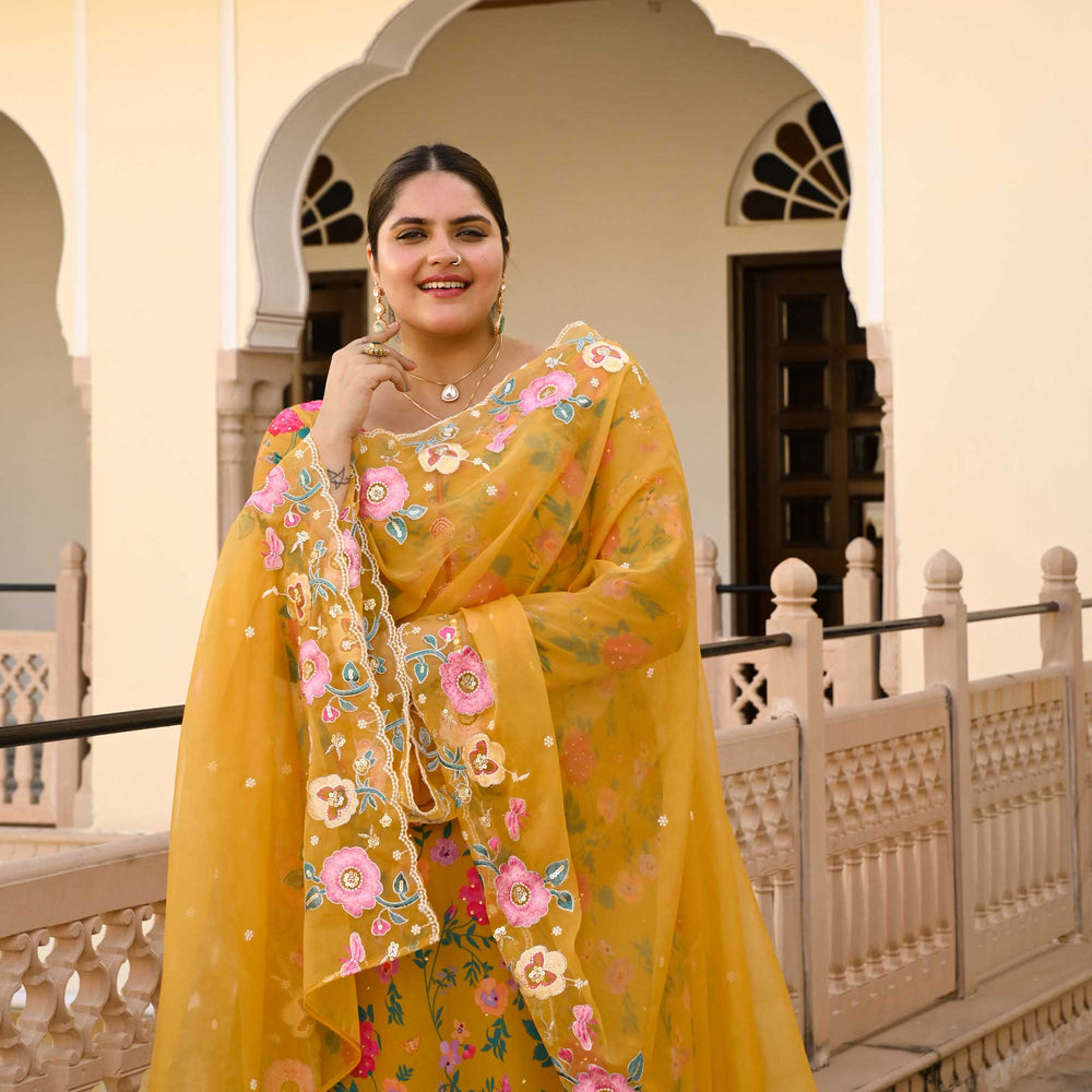 Womens Plus Size Black Georgette Kurti With Floral Organza Dupatta