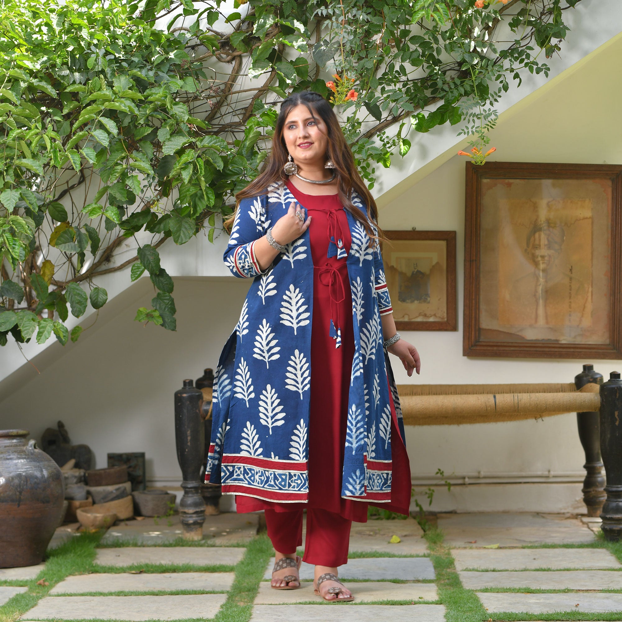 Is it a Cape? Or is it a Kurti? - Are You Ready For The La… | Flickr