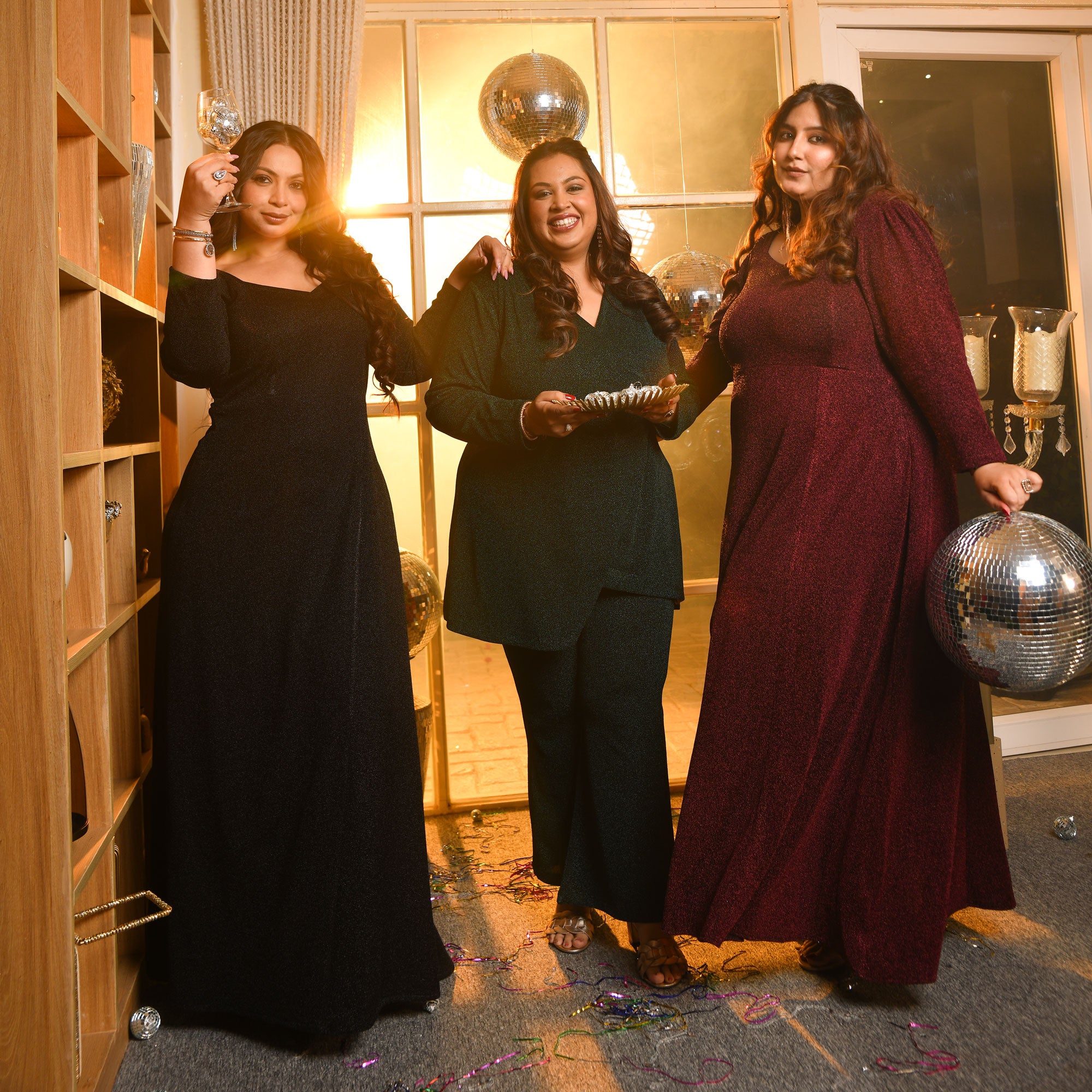 Sparkling Nights - Black shimmer stretchable A-line dress