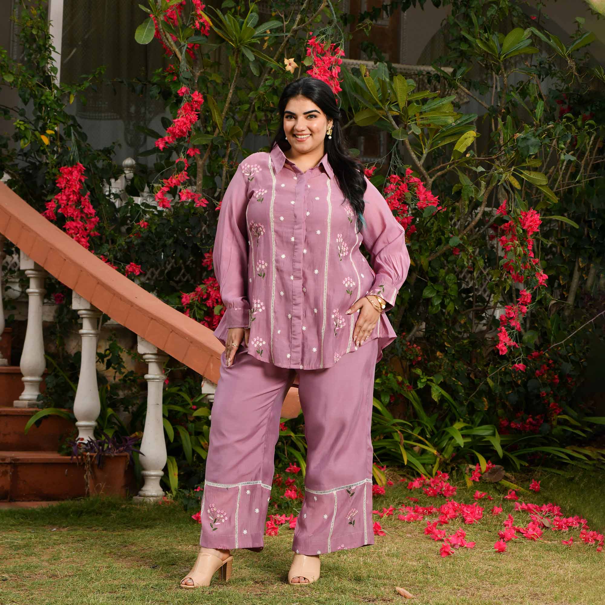 Star Fruit- Dusky Orchid Thread Embroidered Mul Chanderi Co-Ord Set
